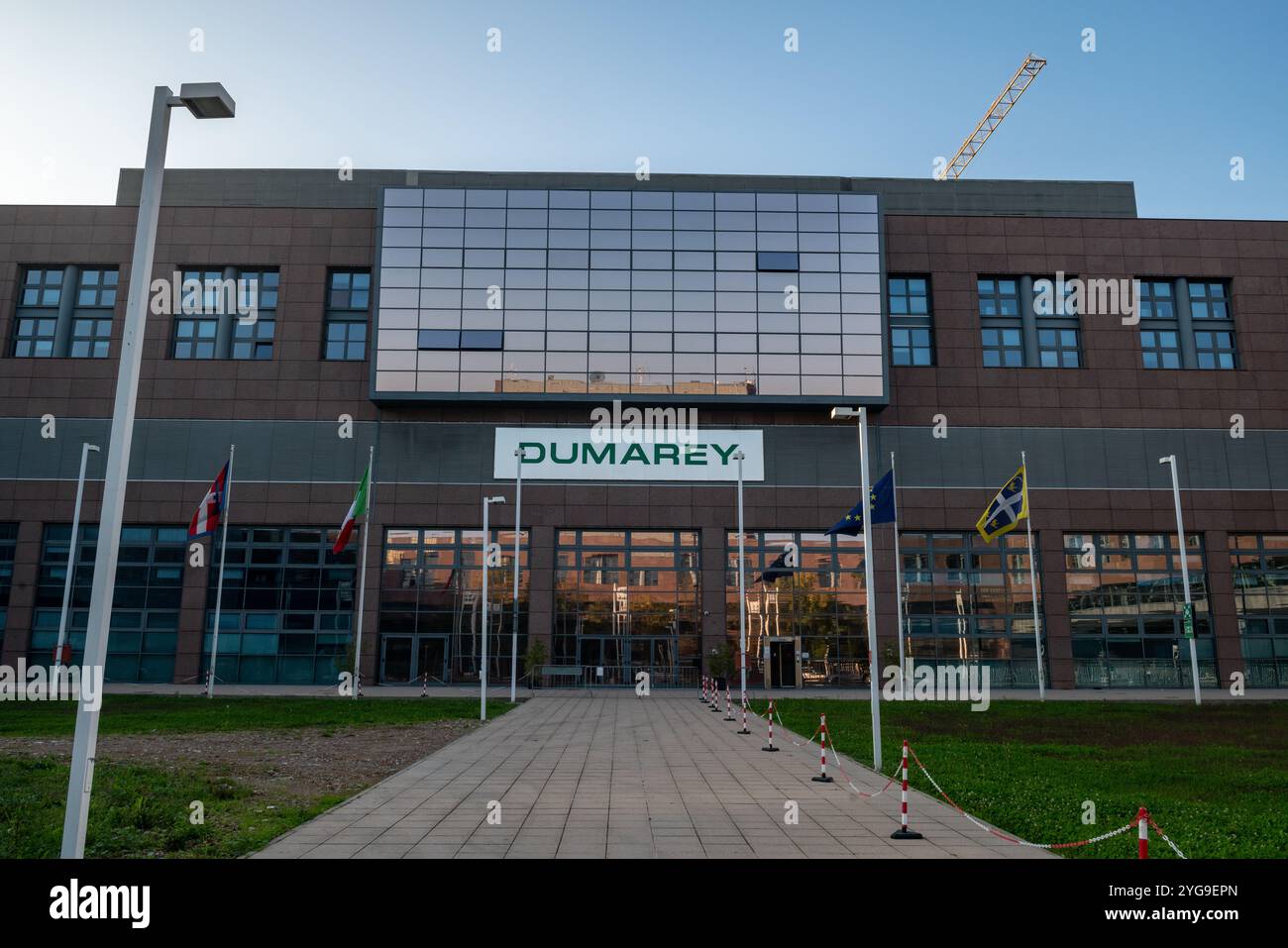 Dumarey Group vise la haute technologie pour la recherche et le développement qui vise à améliorer les grands moteurs à cycle classique et les projets à hydrogène. actualités . Banque D'Images