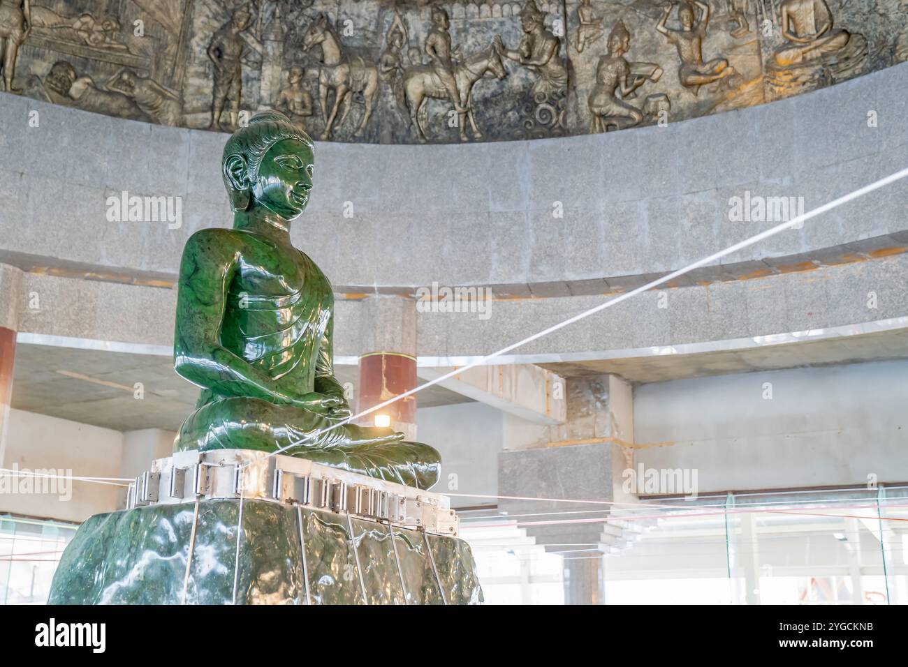 Statue De Bouddha En Résine Transparente - Figurine Zen Pour Décoration Intérieure Et Cadeau