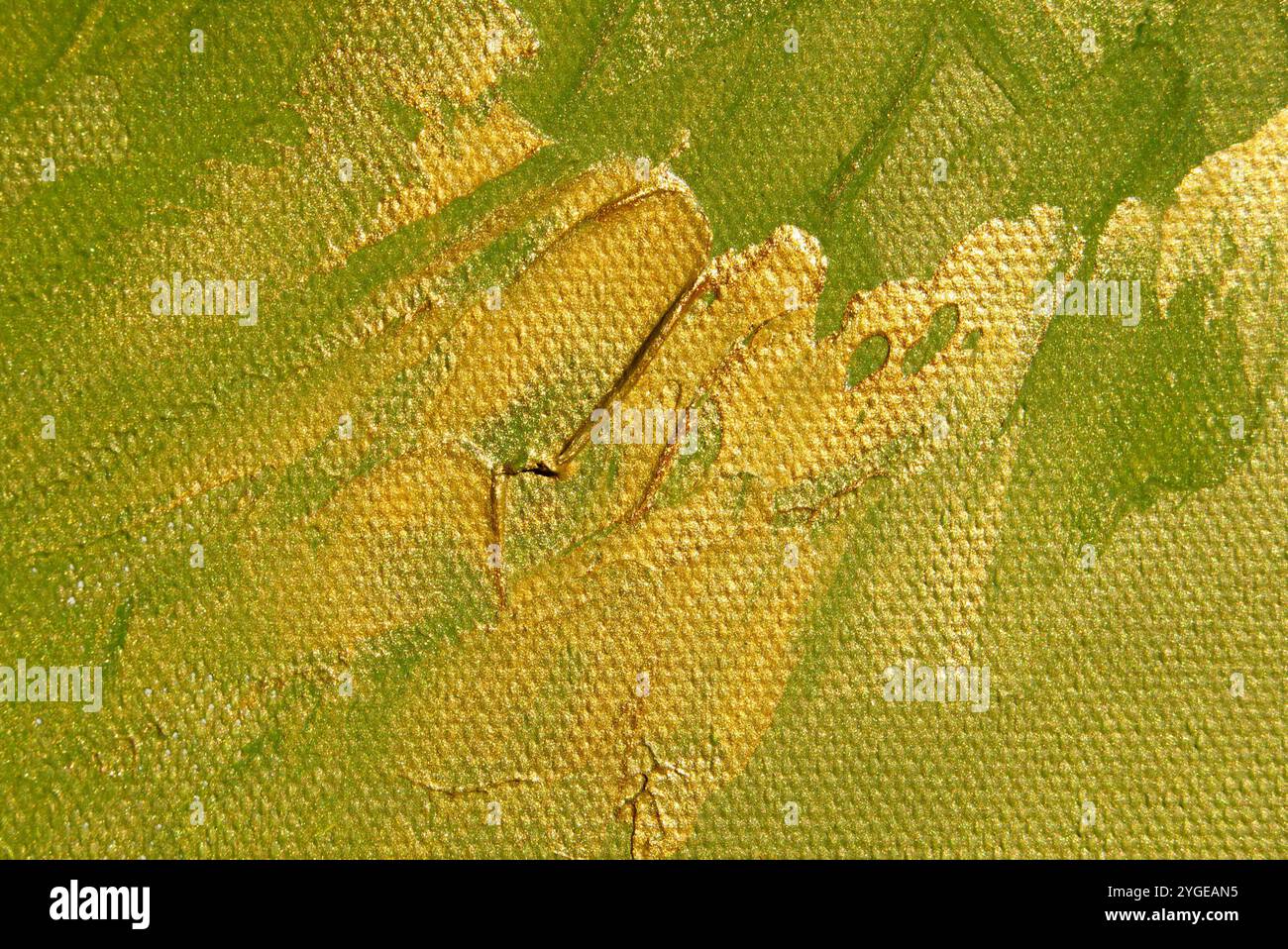 Couches de couleur acrylique vert olive et or, parfaites pour ajouter de la profondeur et de l'élégance aux thèmes de l'art ou du design. Banque D'Images