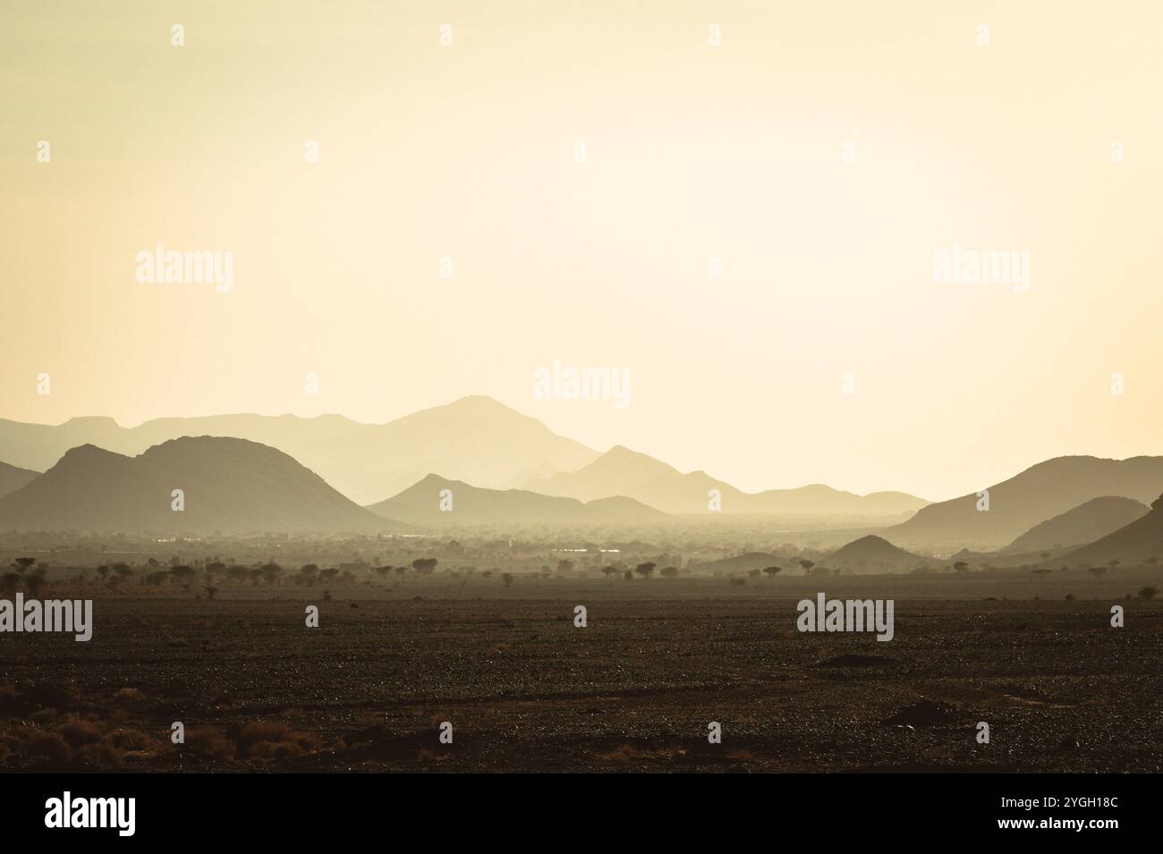 Maroc, paysage, montagnes, brume Banque D'Images