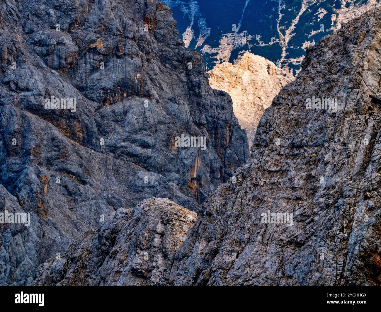 Au crépuscule sur la Zugspitze Banque D'Images