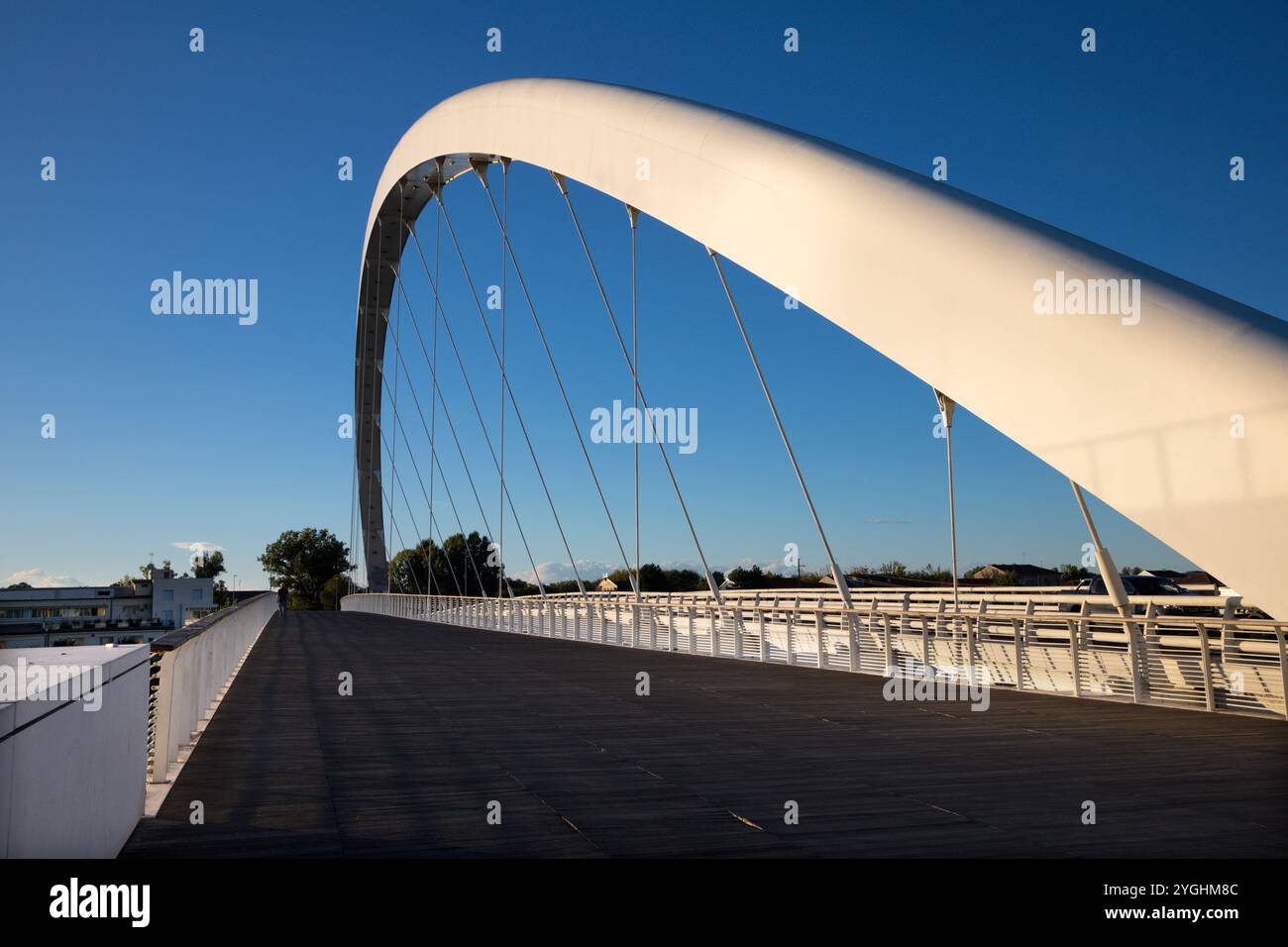 Alessandria - le pont Cittadella par l'architecte Richard Meier & Partners. Banque D'Images