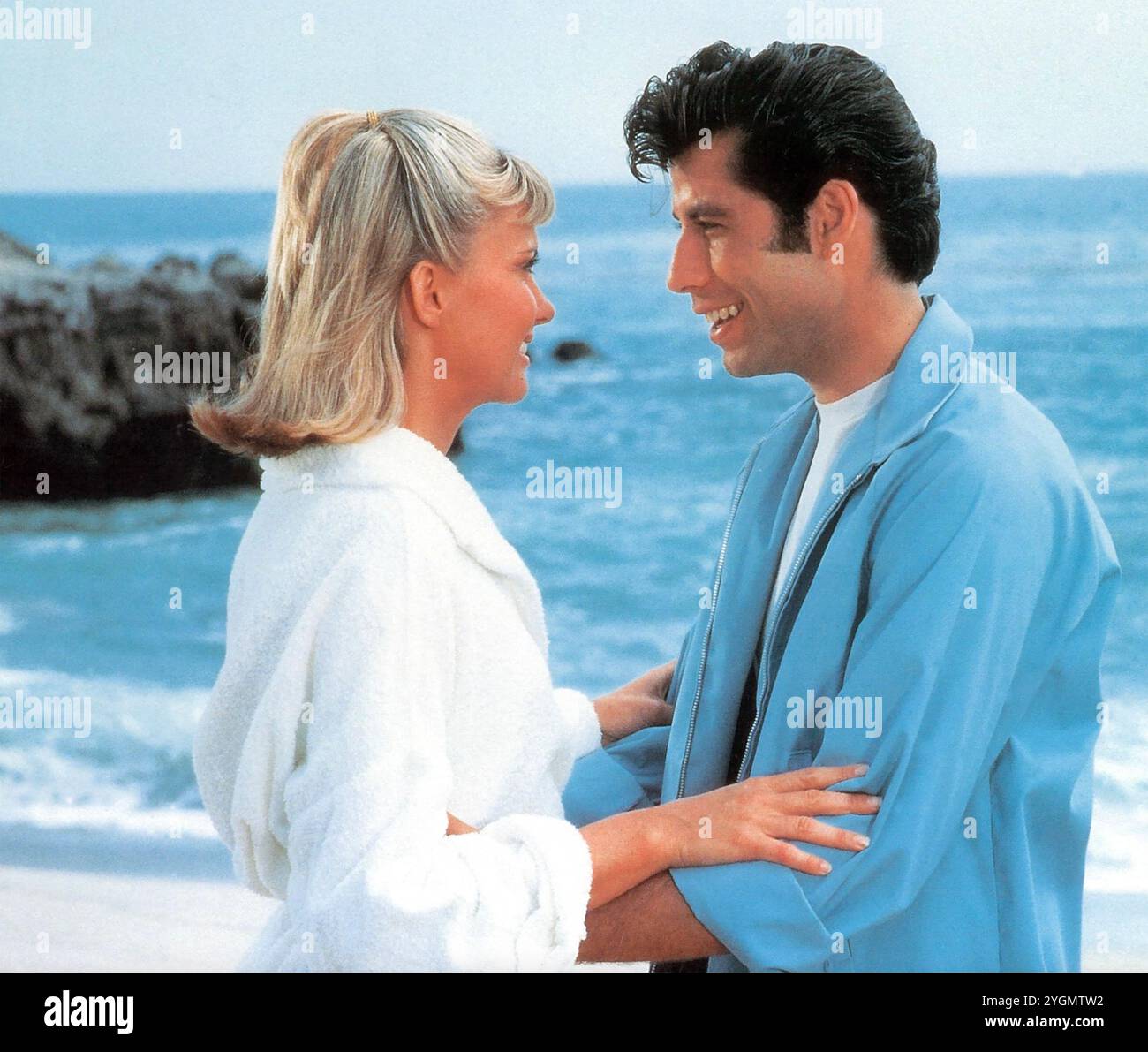 GREASE 1978 Paramount Pictures film musical avec Olivia Newton-John dans le rôle de Sandy Olsson et John Travolta dans le rôle de Danny Zuko. Banque D'Images