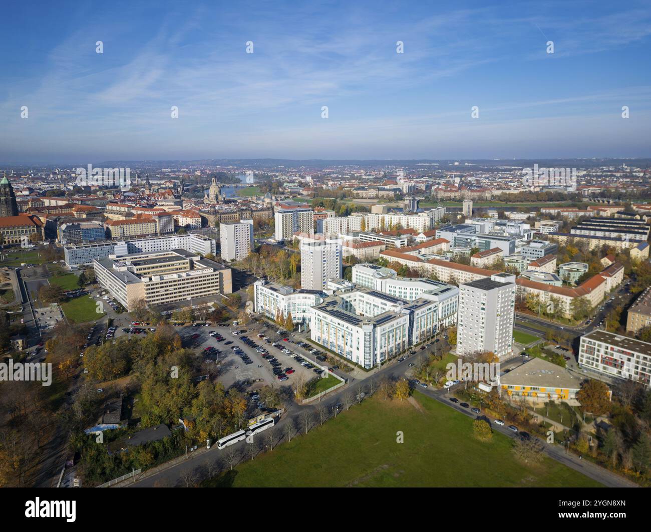 Centre-ville de Dresde, Saechsische Aufbaubank, Foerderbank, bâtiment (SAB) et ancien bâtiment Robotron à Lingner Stadt, vue aérienne, Dresde, Saxe, Banque D'Images