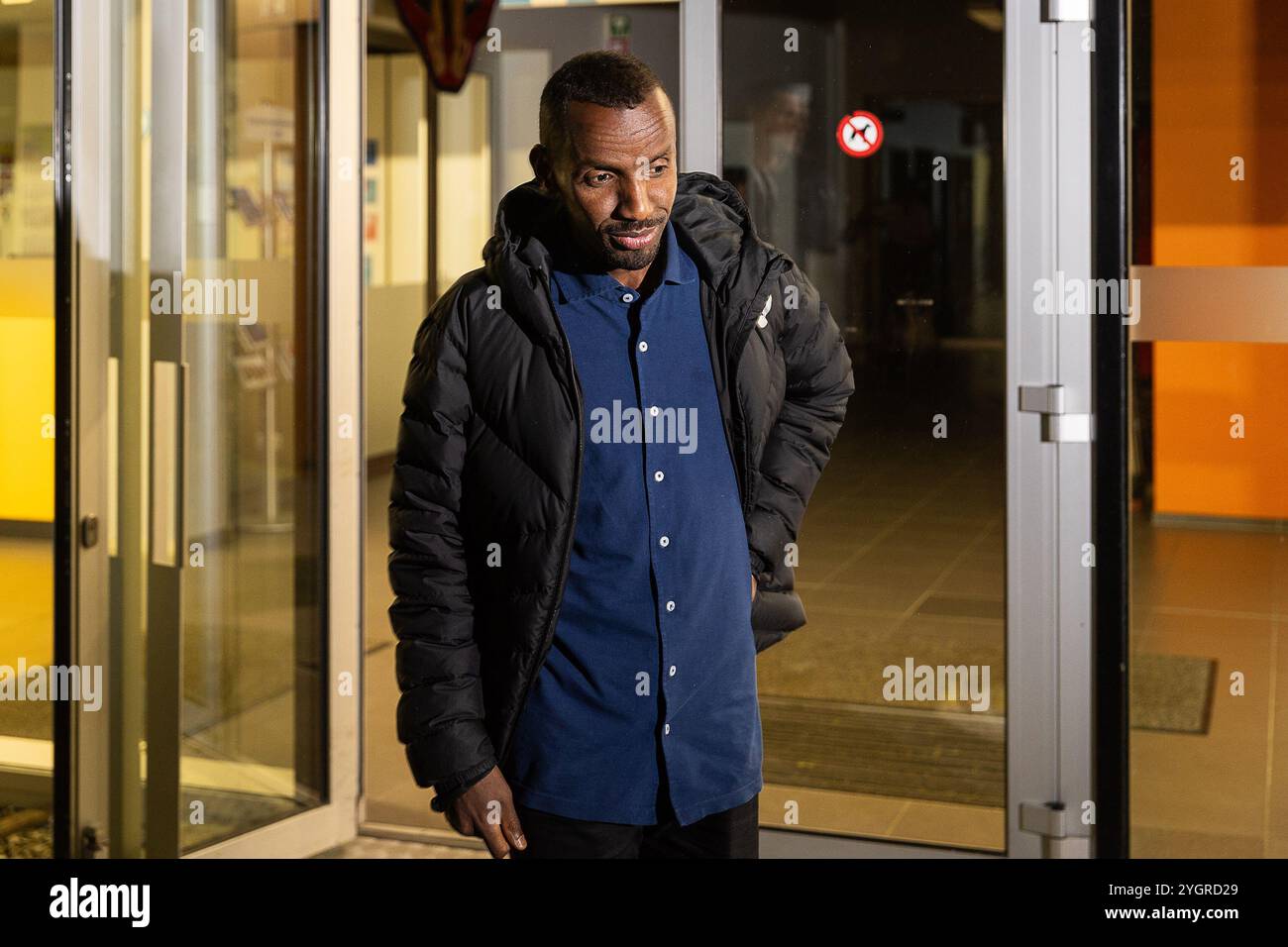 Gand, Belgique. 08 novembre 2024. L’athlète belge Bashir Abdi photographié lors d’une conférence de presse d’Atletiek Vlaanderen après une séance d’information pour les athlètes suite à l’agitation des dernières semaines concernant la politique sportive de haut niveau, vendredi 08 novembre 2024 à Gand. BELGA PHOTO JAMES ARTHUR GEKIERE crédit : Belga News Agency/Alamy Live News Banque D'Images