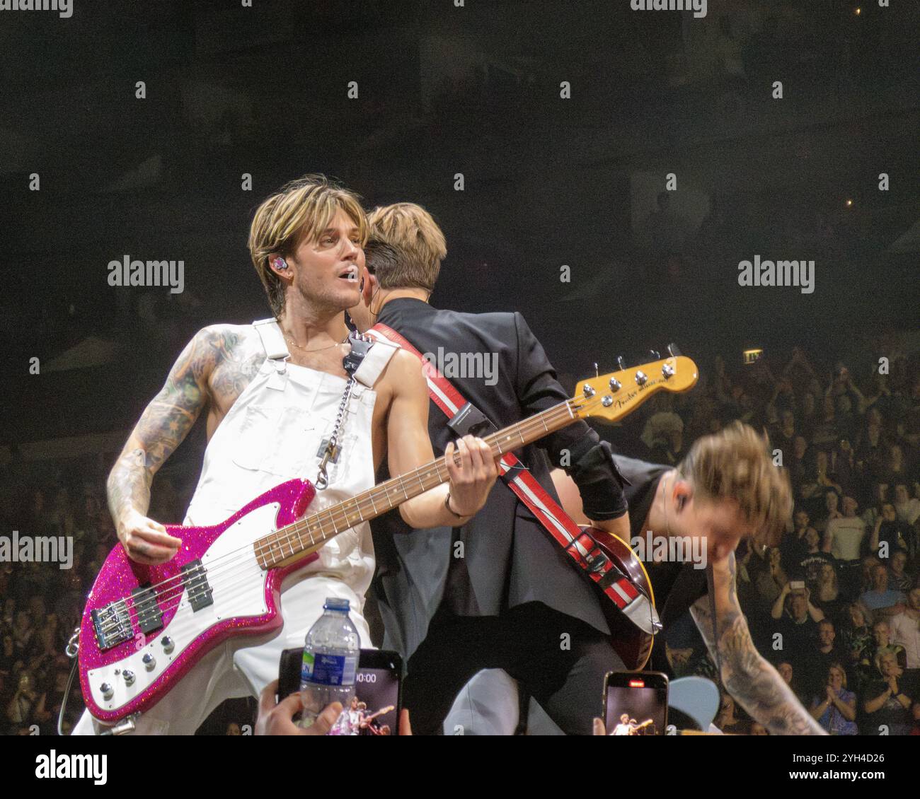 McFly se produit lors de leur 2e show à guichets fermés 21st Birthday à l'O2 Arena 2024, 10/10/24 Banque D'Images