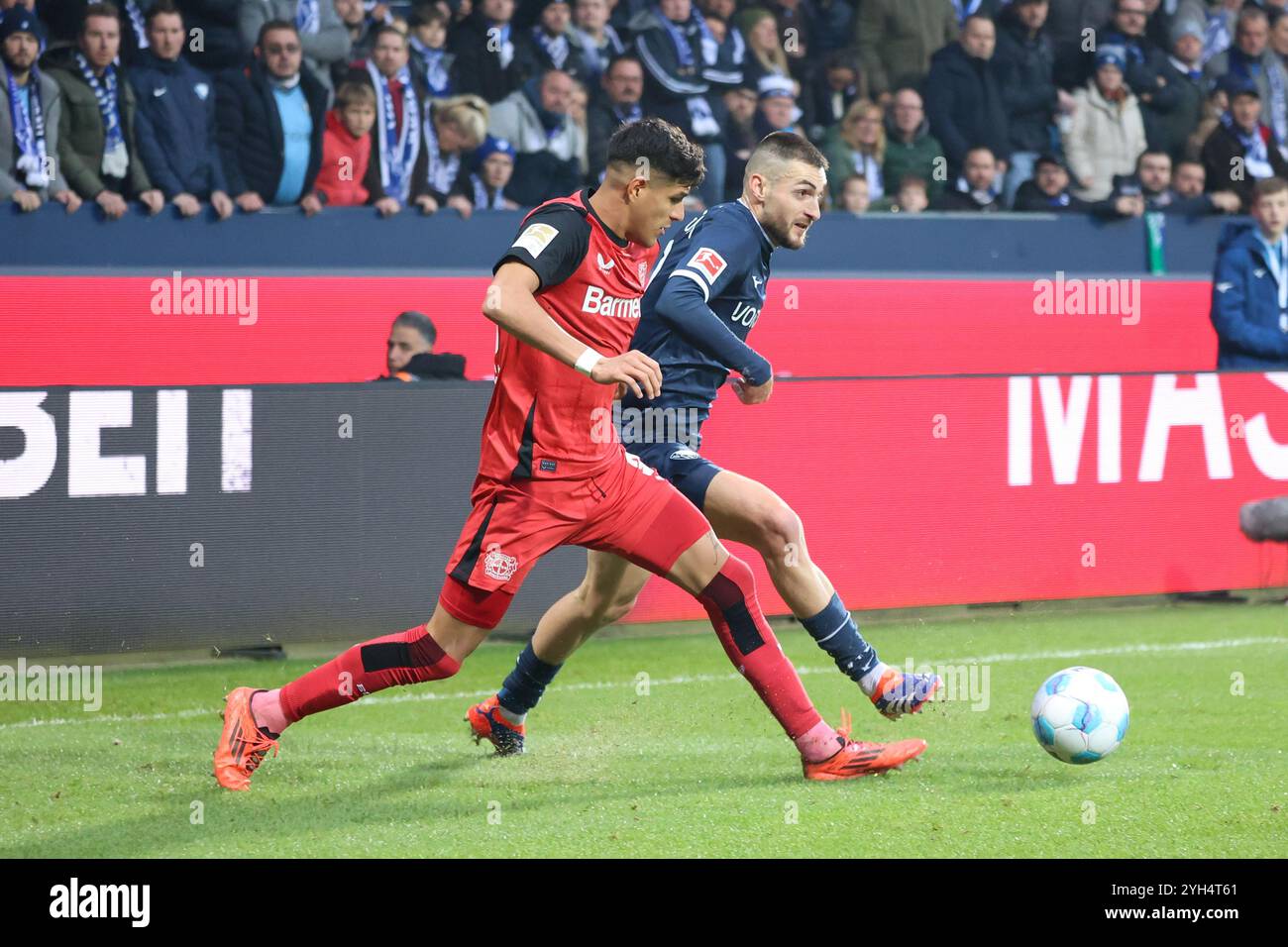 Piero Hincapie (Bayer 04 Leverkusen, #3) VfL Bochum gegen Bayer Leverkusen, Fussball, 1.Liga, 10.Spieltag, Spielzeit 2024/2025, 09.11.2024 LA RÉGLEMENTATION du LDF INTERDIT TOUTE UTILISATION DE PHOTOGRAPHIES COMME SÉQUENCES D'IMAGES ET/OU QUASI-VIDÉO Foto : Eibner-Pressefoto/Frank Zeising Banque D'Images