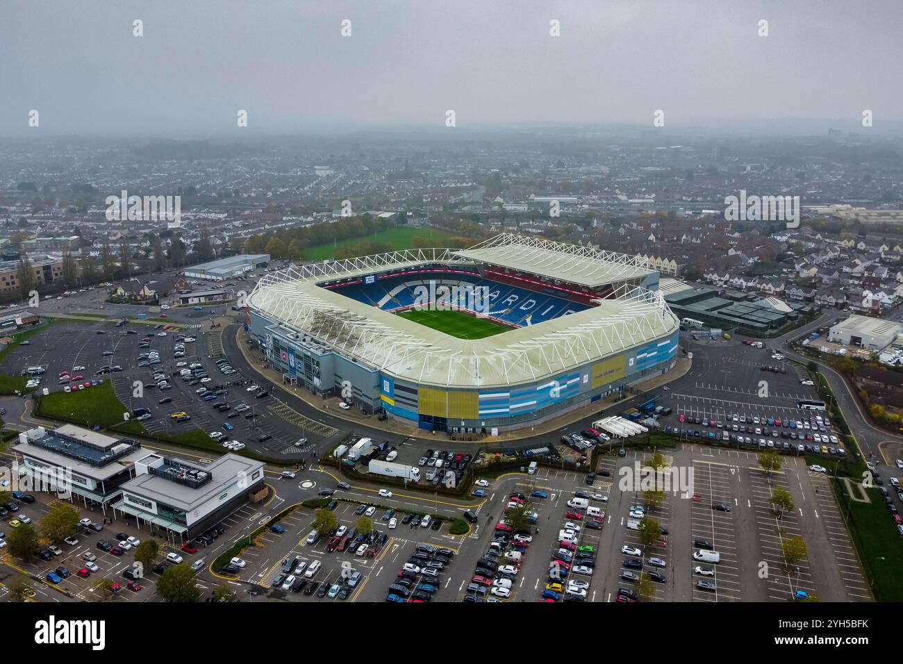 Cardiff, pays de Galles, Royaume-Uni. 9 novembre 2024. Vue aérienne générale du Cardiff City Stadium à Cardiff au pays de Galles. Le stade abrite l'équipe de football EFL Championship Cardiff City. Crédit photo : Graham Hunt/Alamy Live News Banque D'Images
