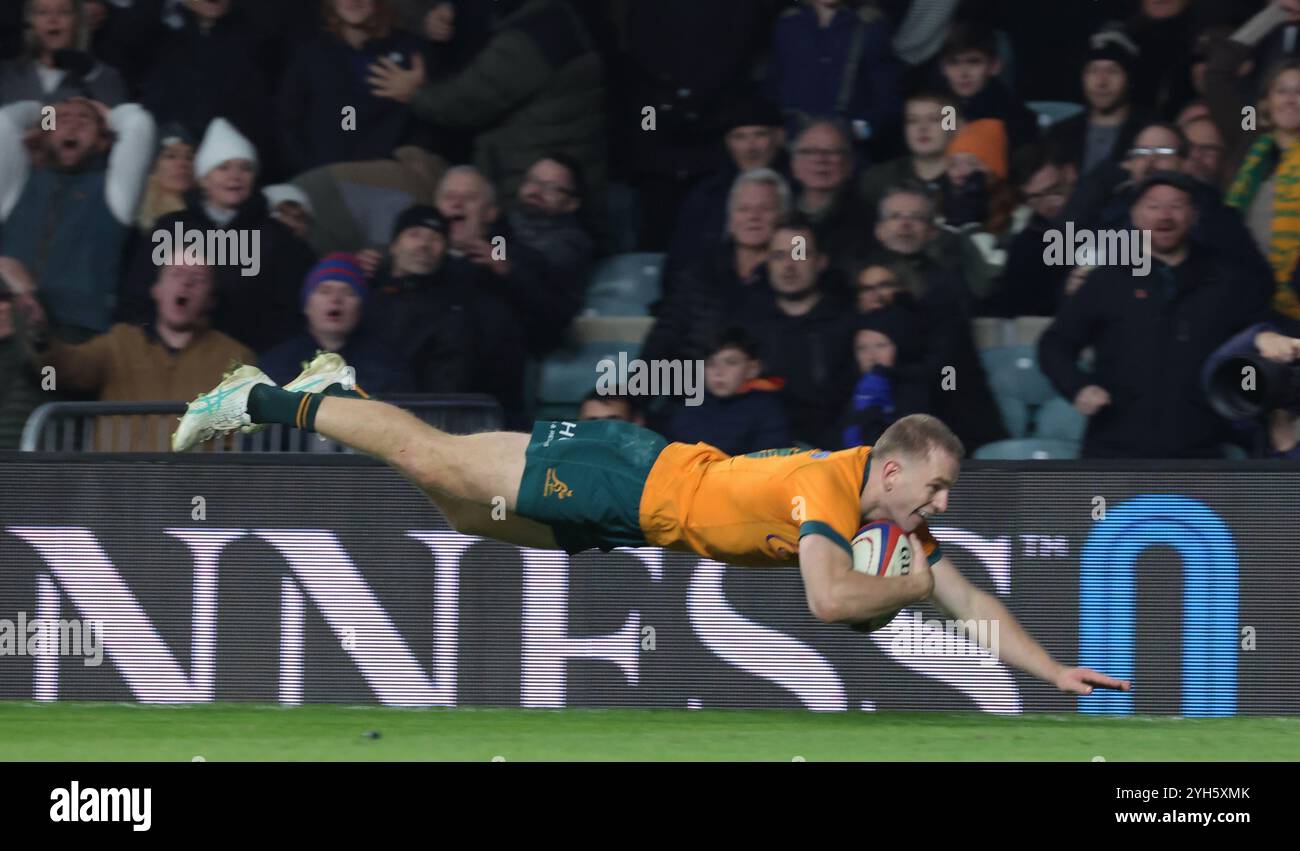 Londres, Royaume-Uni. 09 novembre 2024. L'australien Max Jorgensen (Balmain Wolves) se présente pour la victoire Tryduring Autumn Nations Series entre l'Angleterre et l'Australie (Wallabies) au stade Allianz, Twickenham, Londres le 09 novembre 2024 crédit : action Foto Sport/Alamy Live News Banque D'Images