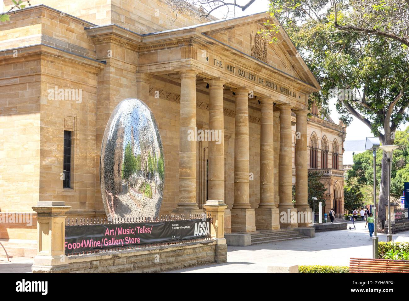 Entrée à la galerie d'art d'Australie méridionale, North Terrace, Adélaïde, Australie méridionale, Australie Banque D'Images