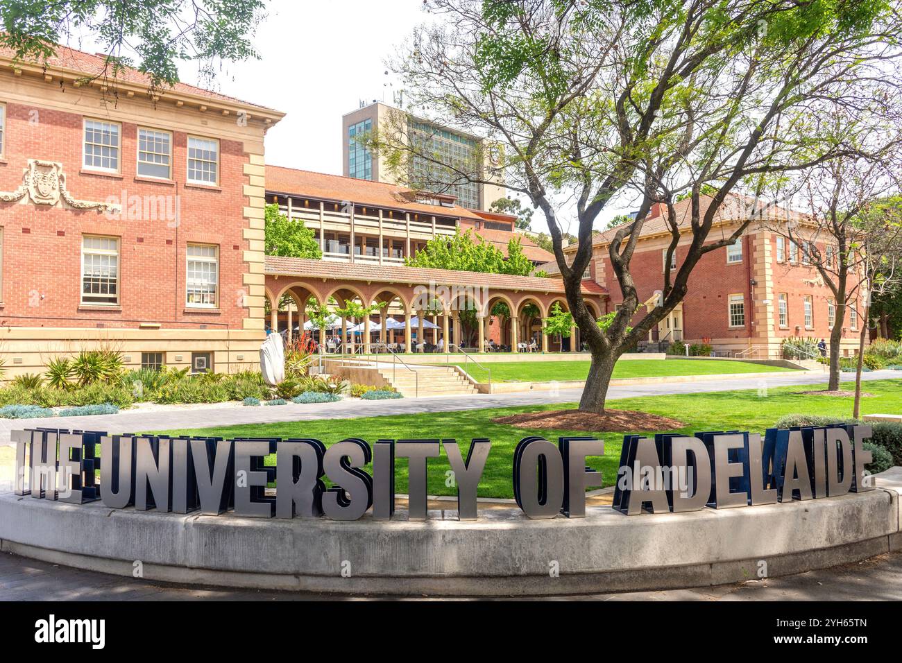 Lady Symon Building and Sign à l'Université d'Adélaïde, Victoria Drive, Adélaïde, Australie méridionale, Australie Banque D'Images