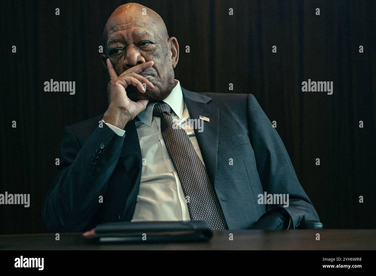 MORGAN FREEMAN dans OPS : LIONESS (2023), réalisé par PAUL CAMERON, JOHN HILLCOAT et ANTHONY BYRNE. Crédit : PARAMOUNT TÉLÉVISION / album Banque D'Images