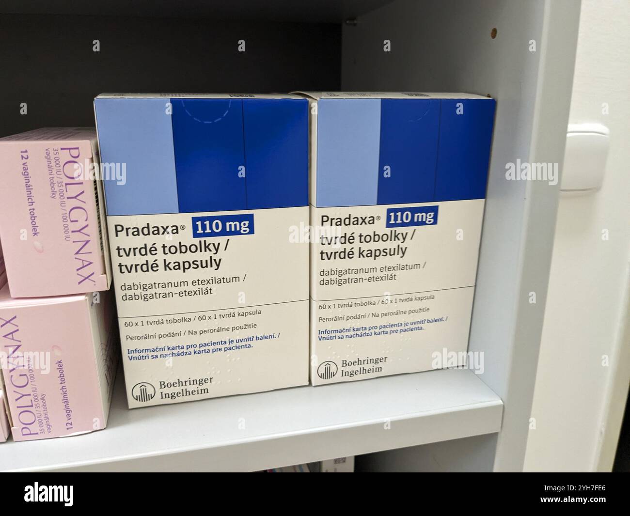 PRADAXA médicament avec Dabigatran etexilate substance active de Boehringer Ingelheim, utilisé pour la prévention des accidents vasculaires cérébraux, fibrillation auriculaire, caillot sanguin Banque D'Images
