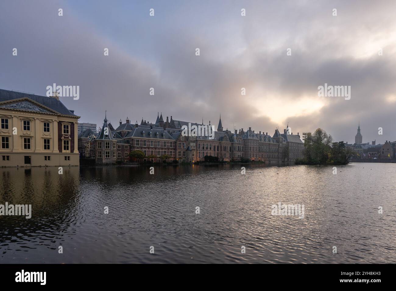 5 novembre 2024. La Haye, pays-Bas. Bâtiment Dutch Gouverment. Banque D'Images