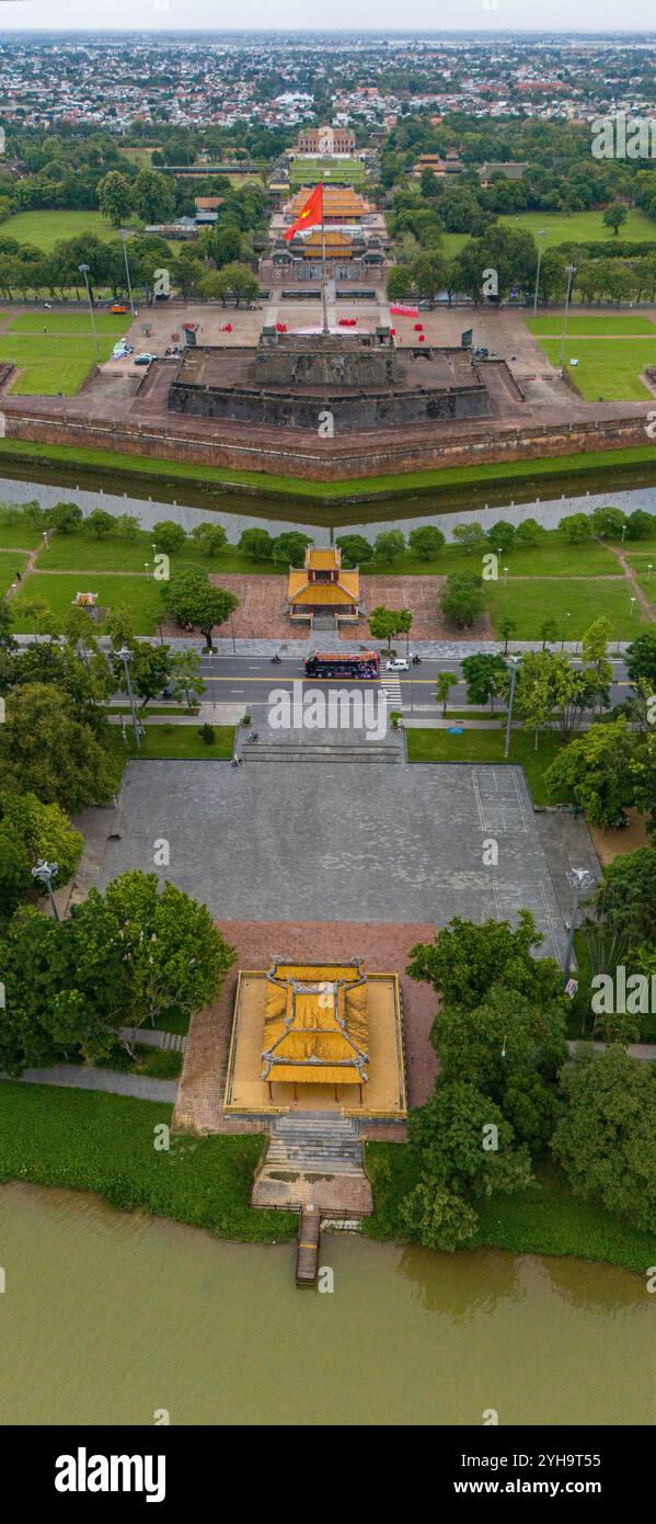 Defaultvue aérienne de la ville impériale de Hué, Vietnam. Il a été désigné site du patrimoine mondial de l'UNESCO en 1993 Banque D'Images