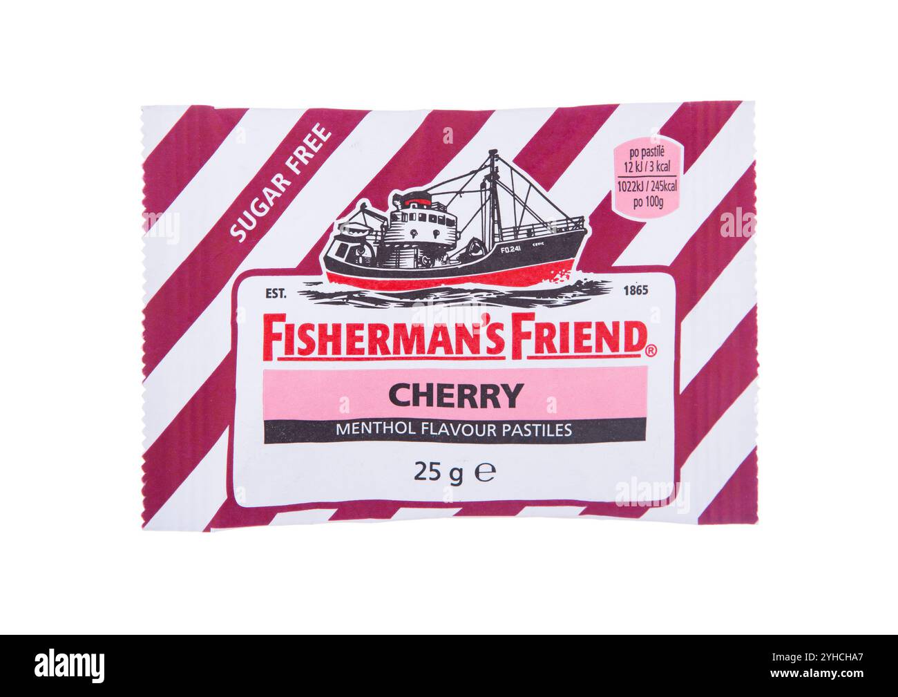 LONDRES, Royaume-Uni - 1er NOVEMBRE 2024 : Pack de bonbons dragée cerise ami du pêcheur sur fond blanc. Banque D'Images