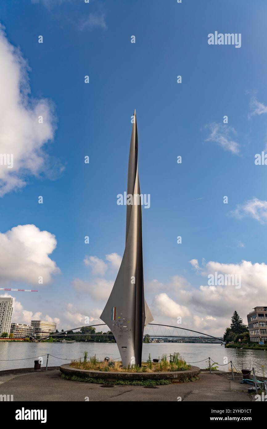 Denkmal am Dreiländereck Deutschland, Frankreich und die Schweiz in Basel, Schweiz, Europa | Dreiländereck monument tripoint aux frontières de la France Banque D'Images