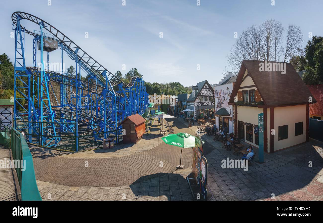 Alpen Park Rollercoaster - Theme Park - Canela, Rio Grande do Sul, Brésil Banque D'Images