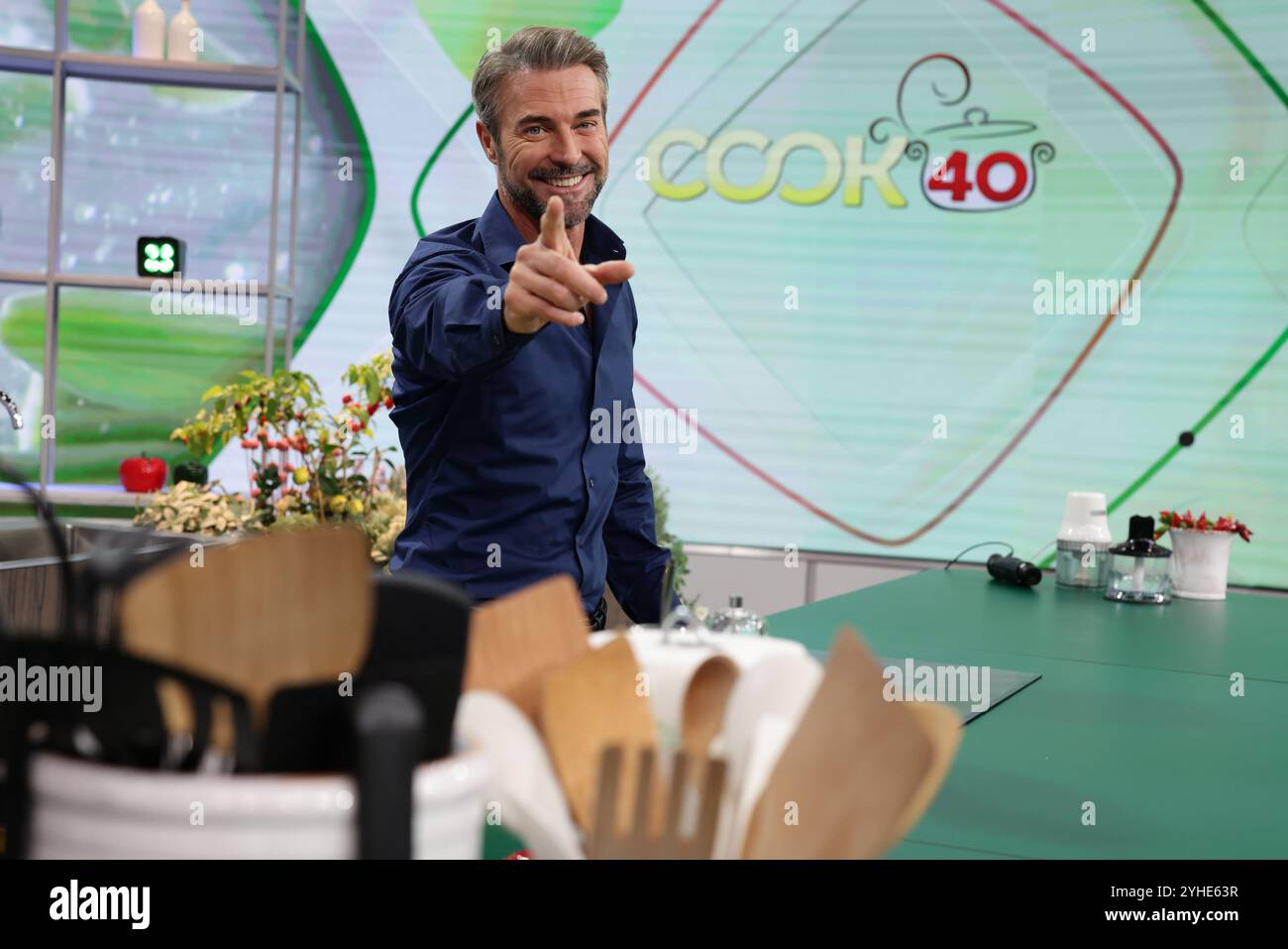 Napoli, Italie. 11 novembre 2024. Napoli 11 novembre 2024, studi televisivi Rai programma Cook40 condotto da Flavio Montrucchio. (Photo de Alessandro Garofalo/Lapresse) crédit : LaPresse/Alamy Live News Banque D'Images