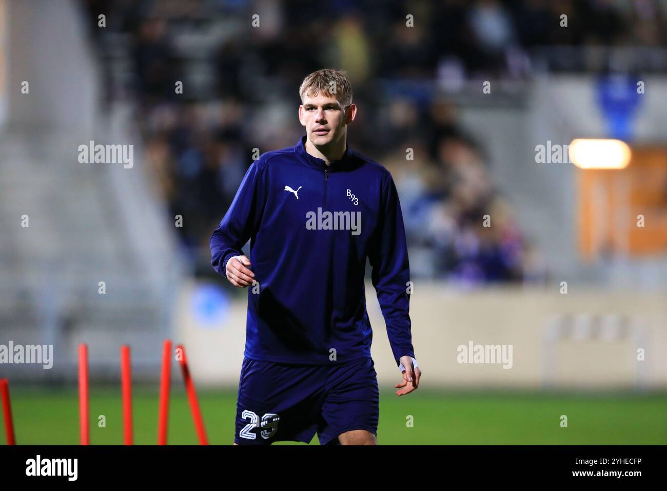 Copenhague, Danemark. 08 novembre 2024. Sebastian Koch (29 ans) du B.93 s’échauffe avant le match NordicBet Liga entre le B.93 et le FC Fredericia au stade Osterbro de Copenhague. Banque D'Images