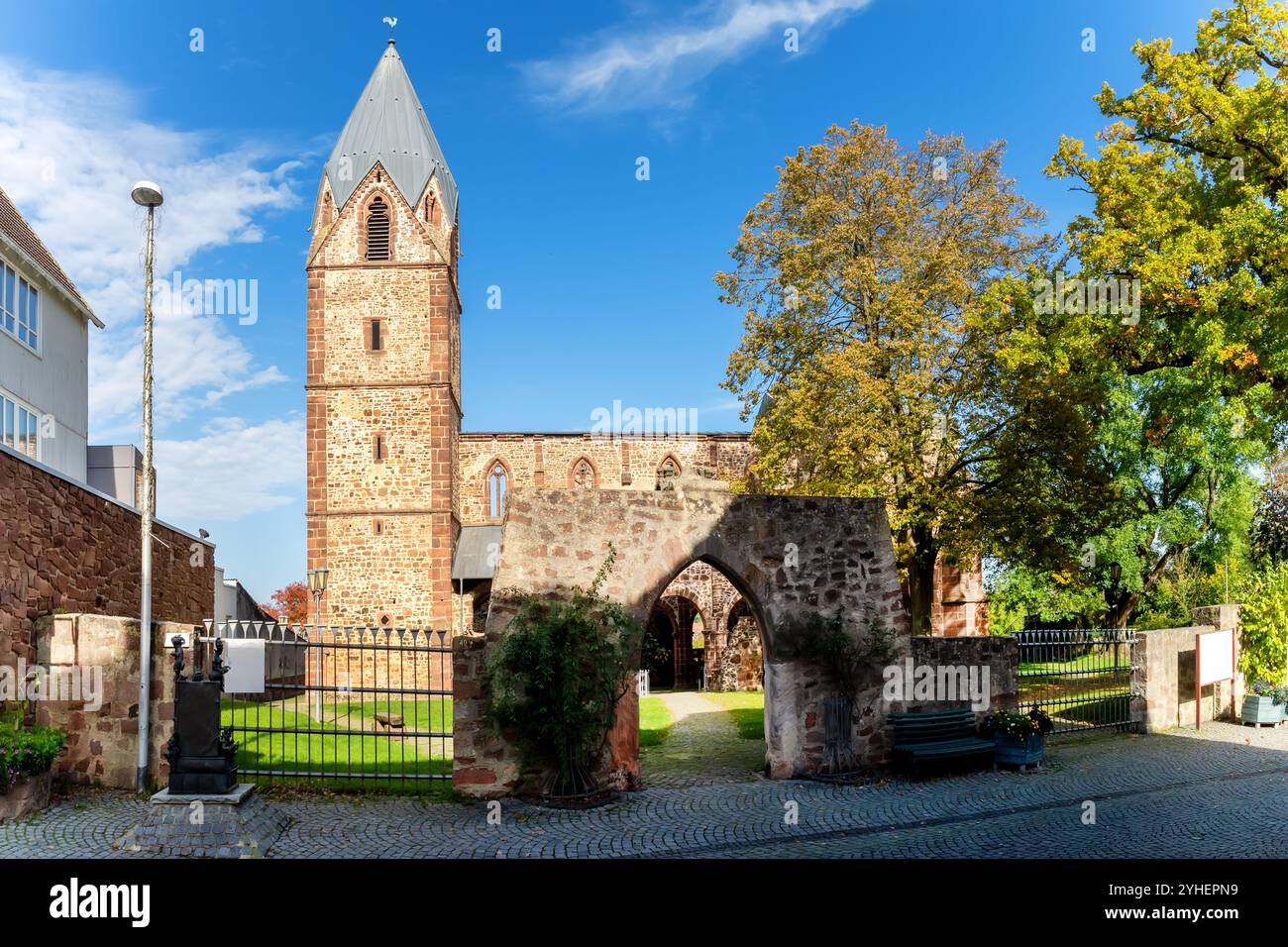 Schwalmstadt-Treysa : ruines de l'église des morts . Ruine der Totenkirche Banque D'Images