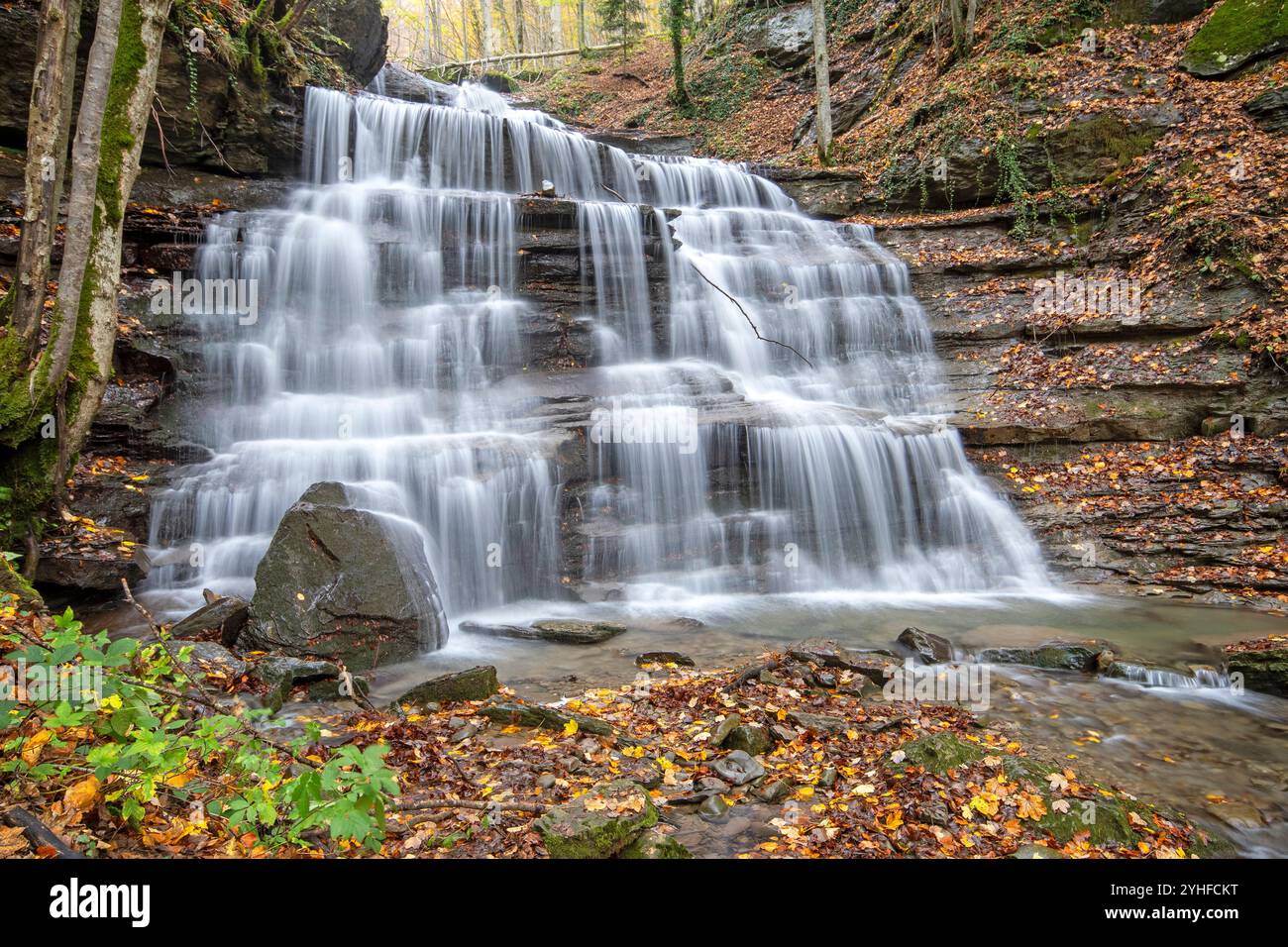 Cascade le Tre Cascate, Foreste Casentinesi Monte Falterona e Campigna National Park, Badia Prataglia, Toscane, Italie Banque D'Images