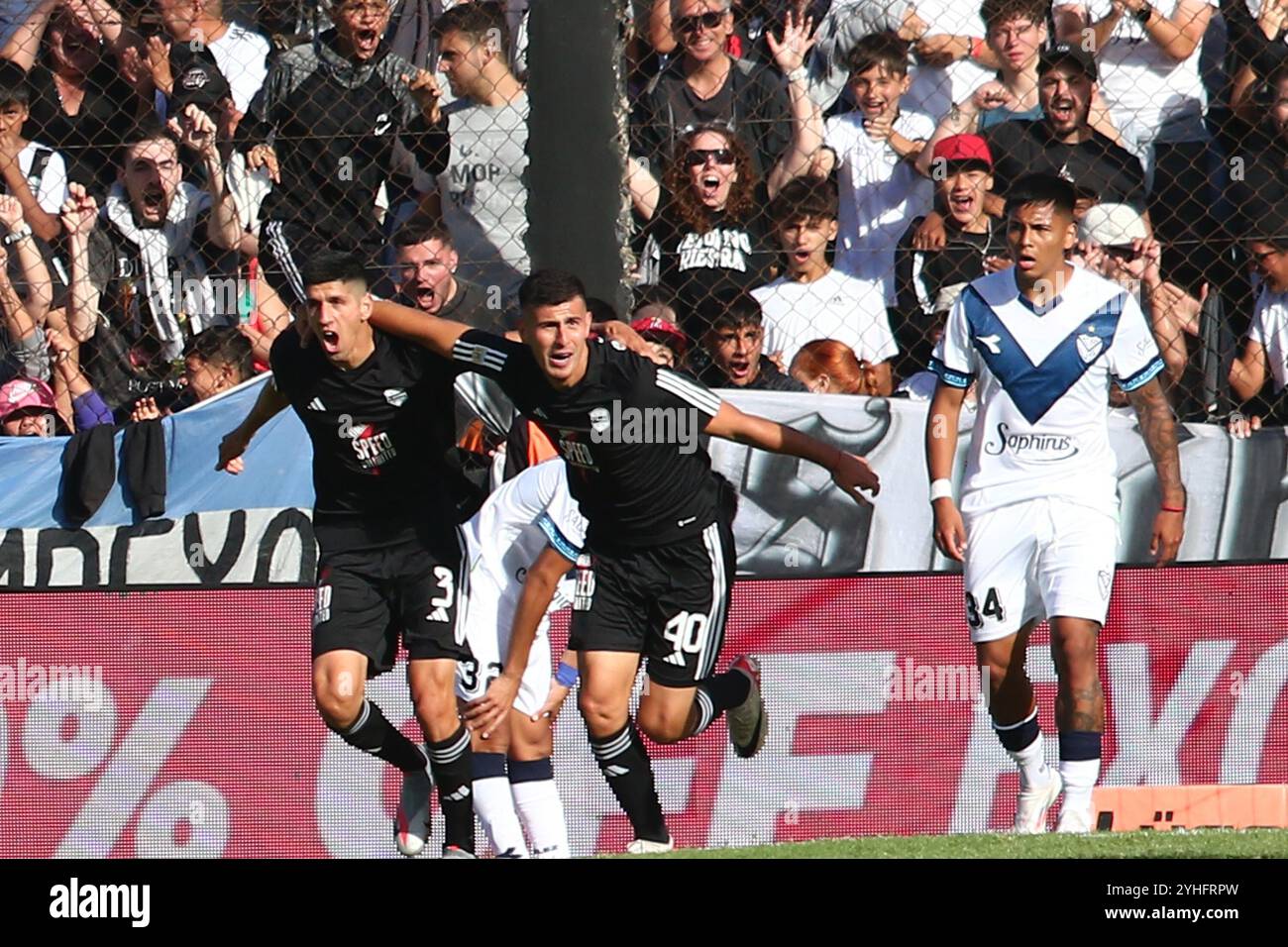 Buenos Aires, Argentine. 11 novembre 2024. Buenos Aires, 11.11.2024, Nicolas Caro du Deportivo Riestra célèbre son but lors du match de la 22e manche de la Ligue Argentine au Guillermo Laza Stadium ( Credit : Néstor J. Beremblum/Alamy Live News Banque D'Images