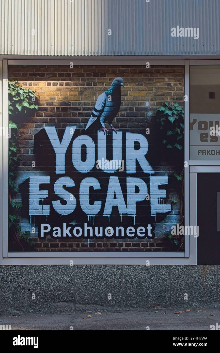 Helsinki, Finlande – 9 septembre. 2024 : Your Escape – signe logo Pakohuoneet. Your Escape est un centre d'évasion à Helsinki. Banque D'Images
