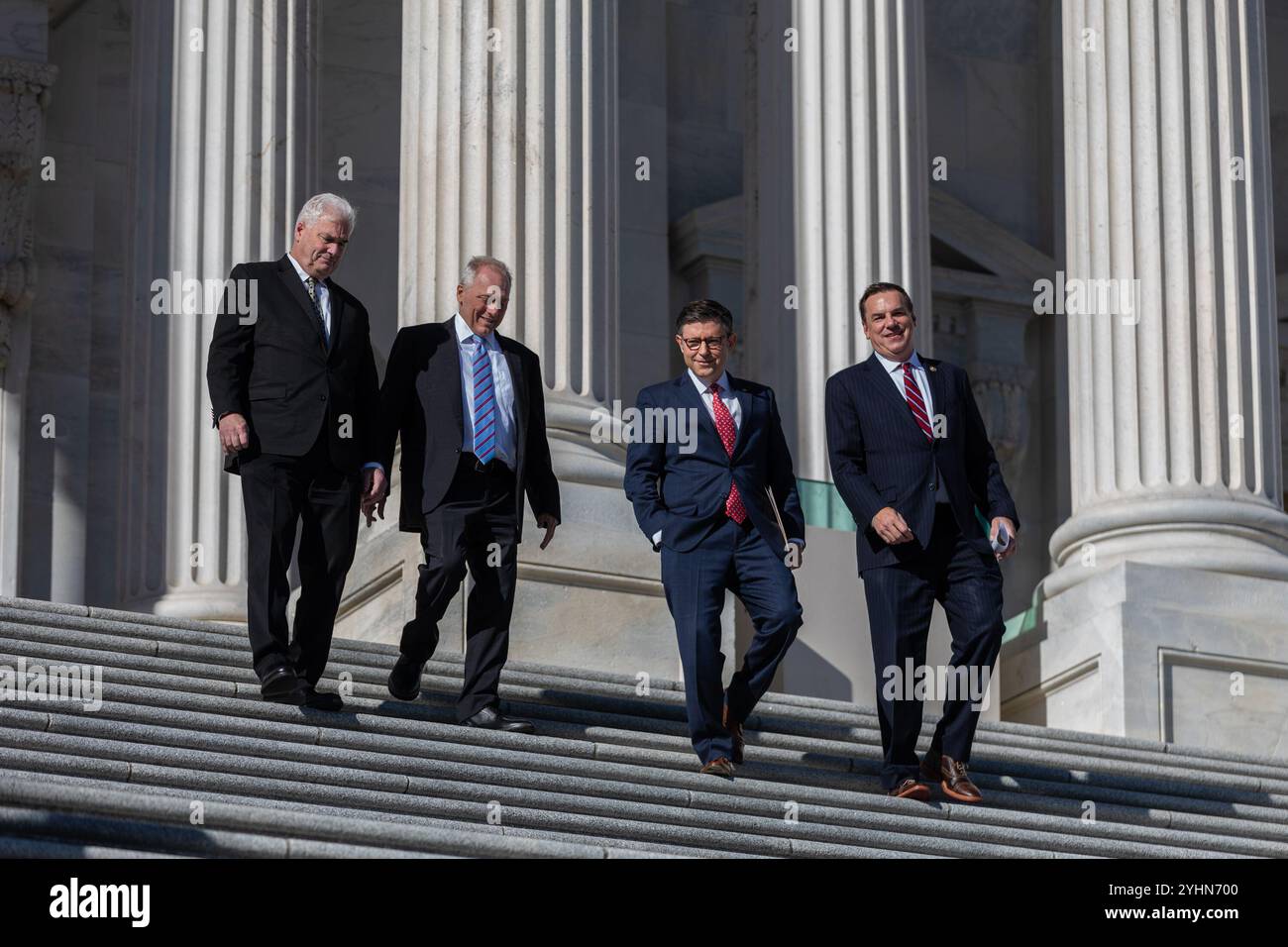 Washington DC, États-Unis. 12 novembre 2024. Le whip de la majorité parlementaire Tom Emmer (R-MN), le leader de la majorité parlementaire Steve Scales (R-LA), le président de la Chambre Mike Johnson (R-LA) et le repaire Richard Hudson (R-NC) arrivent pour une conférence de presse post-électorale sur les marches du Front est du Capitole des États-Unis à Washington, DC le mardi 12 novembre 2024. Photo de Anna Rose Layden/UPI crédit : UPI/Alamy Live News crédit : UPI/Alamy Live News Banque D'Images