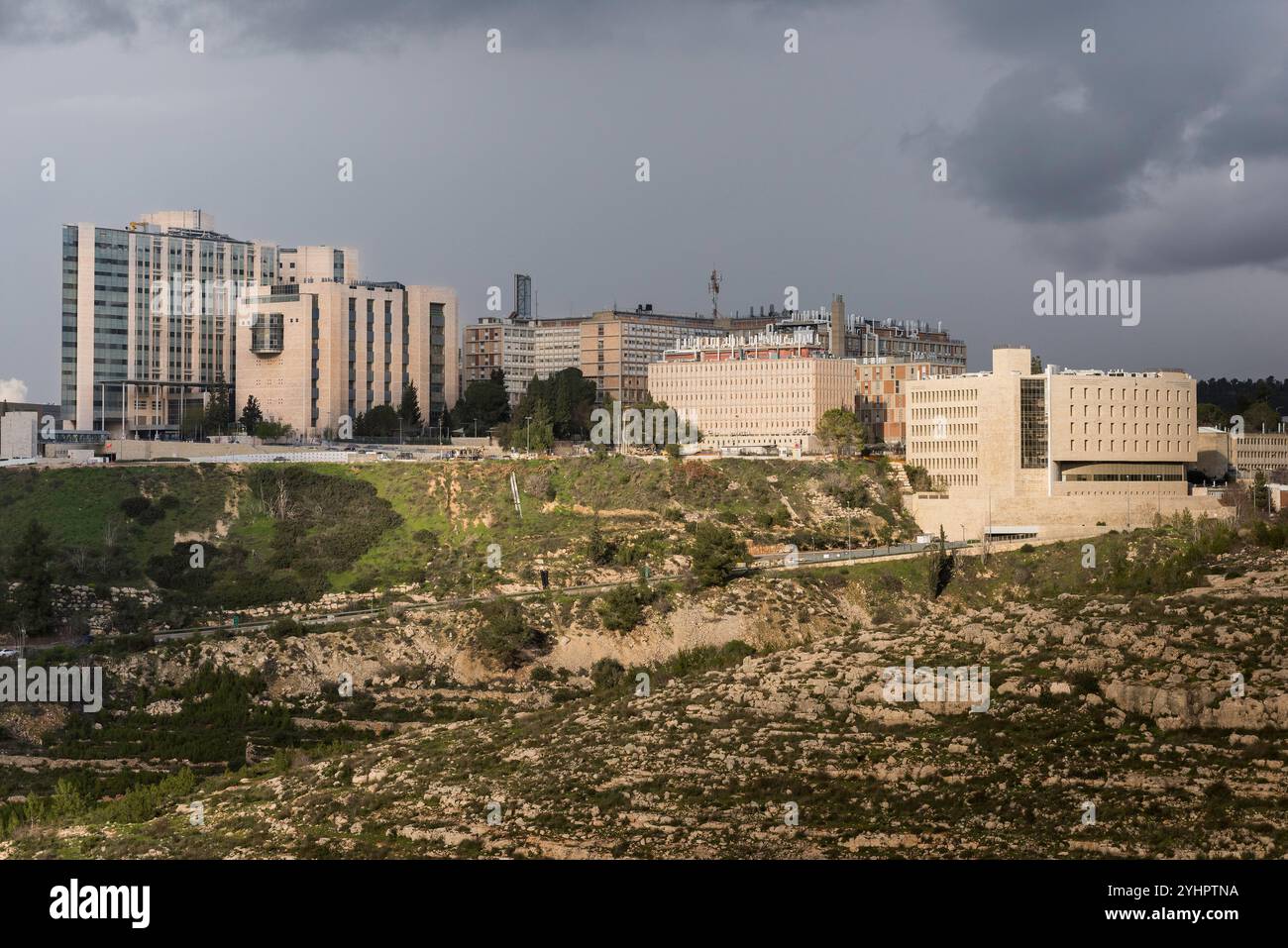 Vue de l'hôpital Hadassah, complexe et établissement Ein Kerem, à Jérusalem, Israël. Banque D'Images