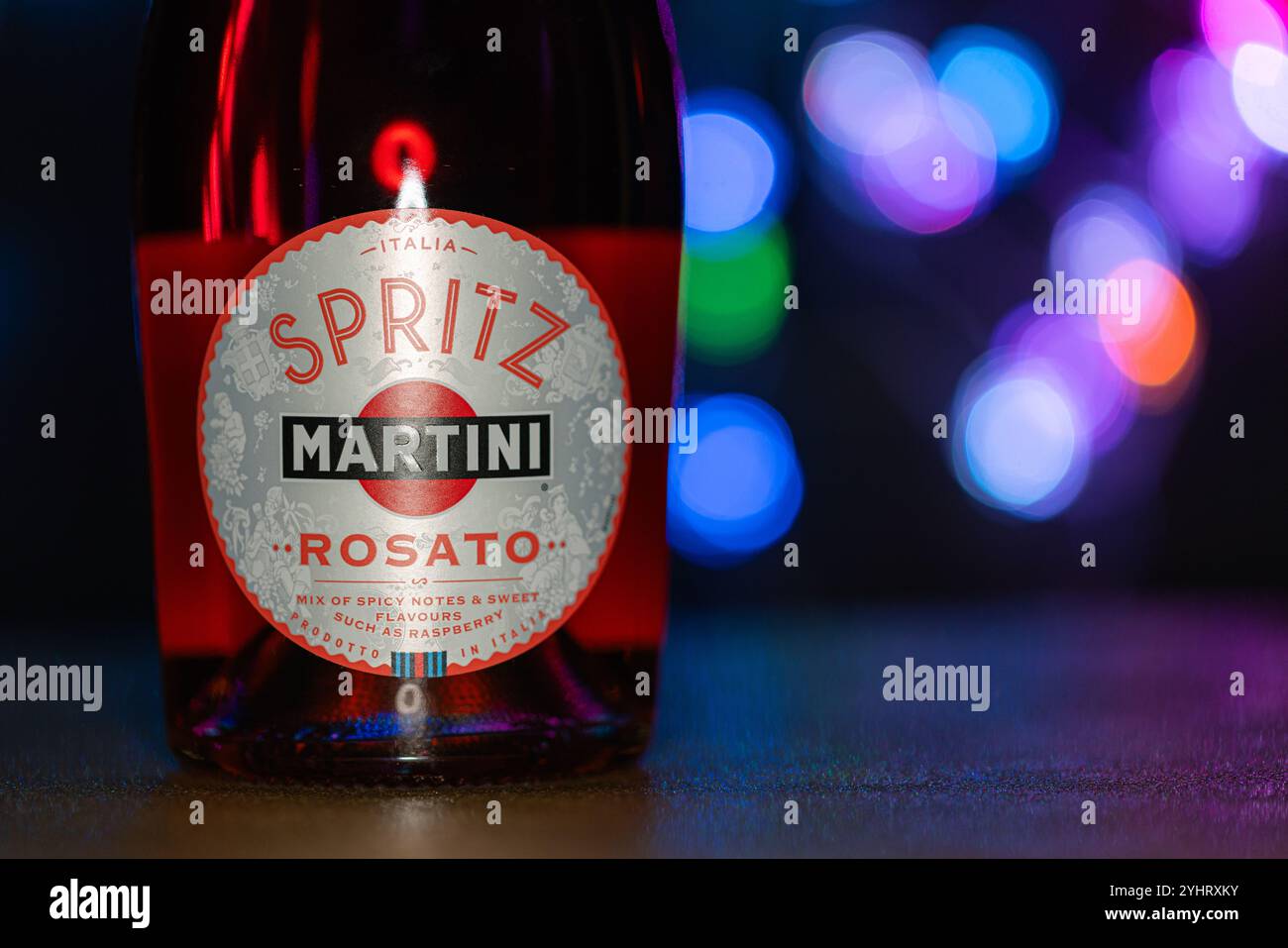 Tennessee, USA - 12 novembre 2024 : gros plan de la bouteille Martini Spritz Rosato Banque D'Images