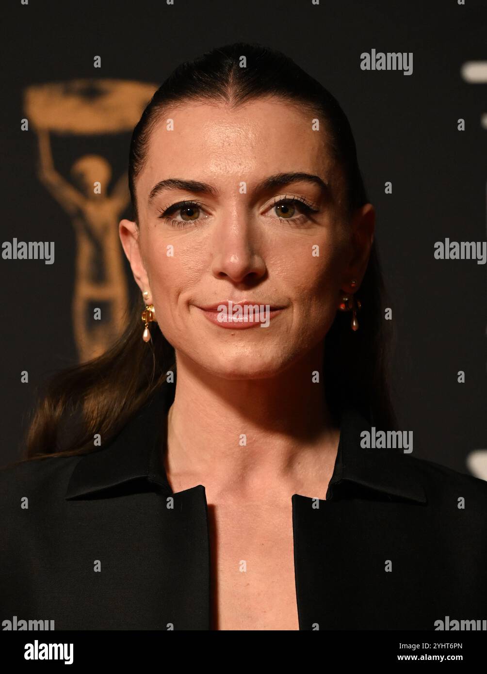 LONDRES, ROYAUME-UNI. 11 novembre 2024. Katy Hessel assiste à la cérémonie du Booker Prize 2024, à Old Billingsgate Londres, Royaume-Uni. (Photo de 李世惠/Voir Li/Picture Capital) crédit : Voir Li/Picture Capital/Alamy Live News Banque D'Images