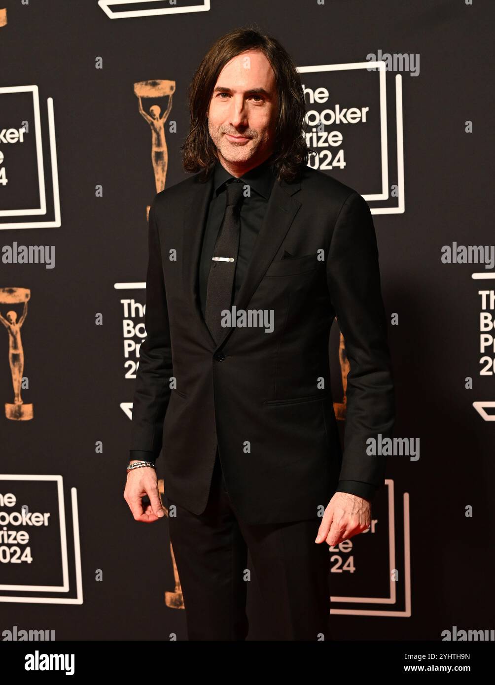 LONDRES, ROYAUME-UNI. 11 novembre 2024. Paul Lynch assiste à la cérémonie du Booker Prize 2024, à Old Billingsgate Londres, Royaume-Uni. (Photo de 李世惠/Voir Li/Picture Capital) crédit : Voir Li/Picture Capital/Alamy Live News Banque D'Images