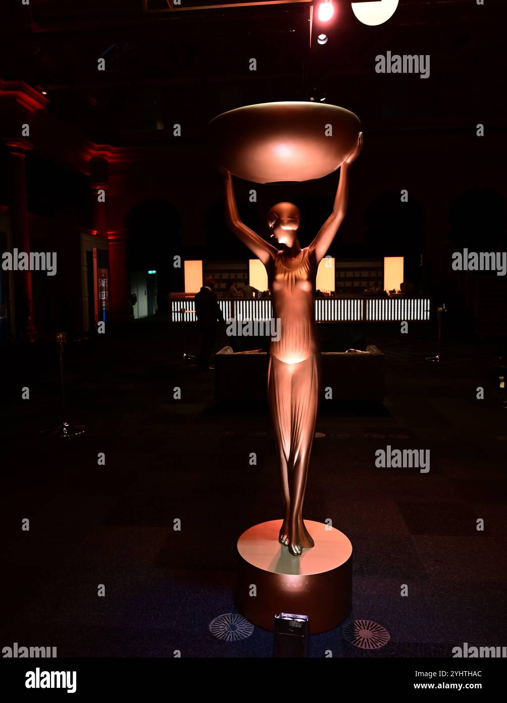 LONDRES, ROYAUME-UNI. 11 novembre 2024. Cérémonie du Booker Prize 2024, à Old Billingsgate Londres, Royaume-Uni. (Photo de 李世惠/Voir Li/Picture Capital) crédit : Voir Li/Picture Capital/Alamy Live News Banque D'Images