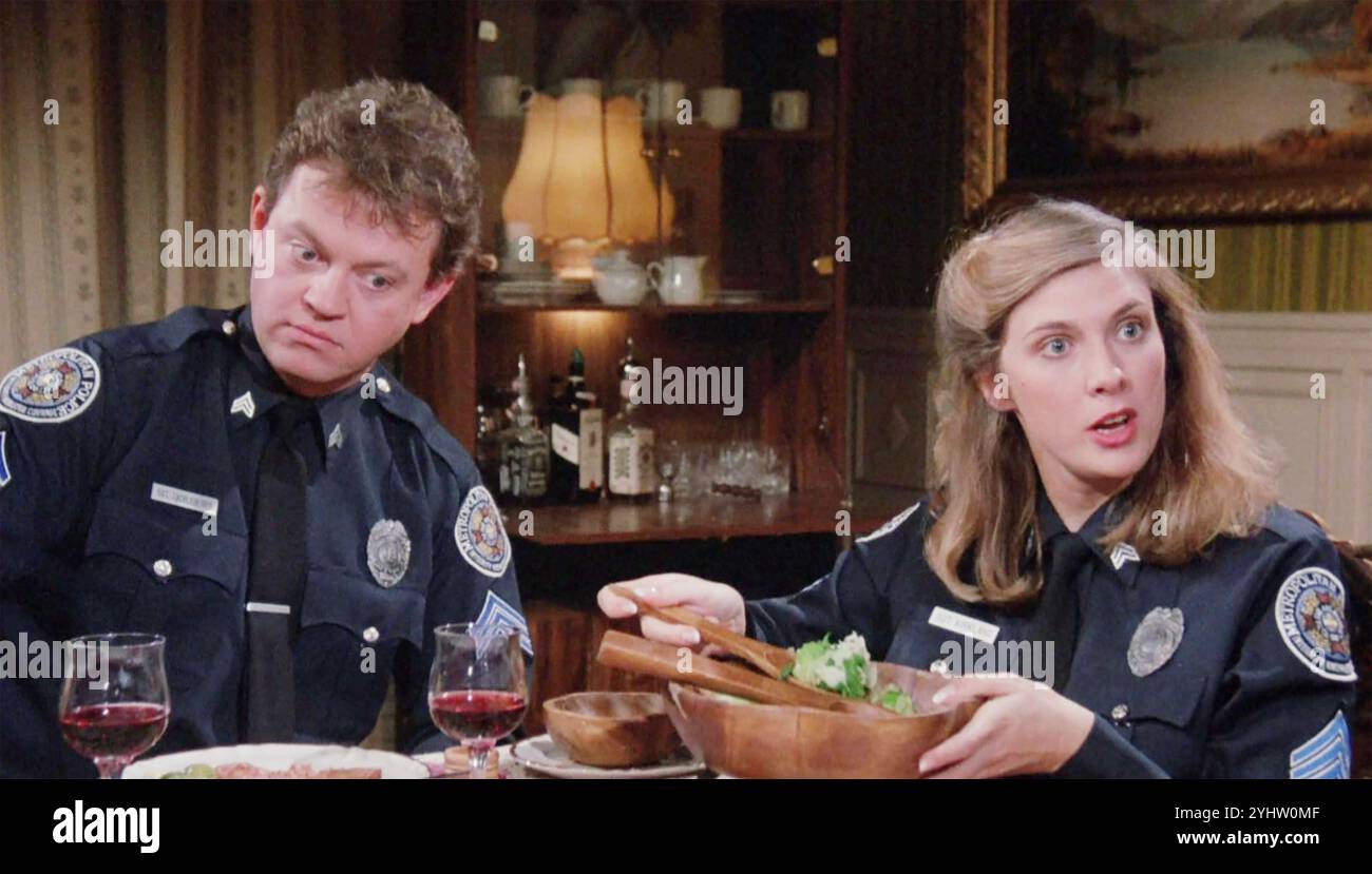 POLICE ACADEMY 4 : CITOYENS EN PATROUILLE 1985 film de Warner Bros avec Colleen Camp et David Graf Banque D'Images