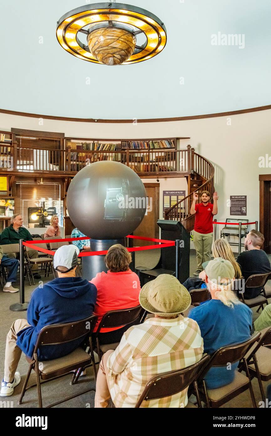 Guide touristique et visiteurs ; Musée Rotunda ; Observatoire Lowell ; Flagstaff ; Arizona; ÉTATS-UNIS Banque D'Images