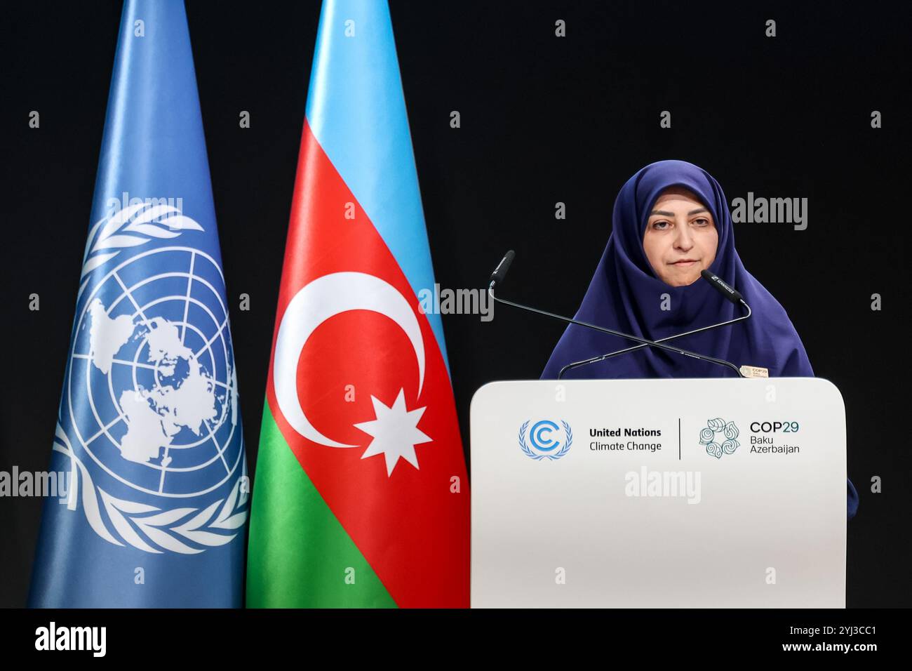 Bakou, Azerbaïdjan, 13 novembre 2024. Shina Ansari Hamedani, vice-présidente de la République islamique d'Iran, s'exprime lors de la première partie du segment de haut niveau de la Conférence des Nations Unies sur les changements climatiques dans la salle plénière de Nizami pendant la COP29, un événement organisé par la CCNUCC au stade olympique de Bakou. La COP29, qui se déroulera à partir de novembre 11-22, se concentre sur la compensation carbone et le financement de la durabilité et de l’atténuation. Crédit : Dominika Zarzycka/Alamy Live News. Banque D'Images