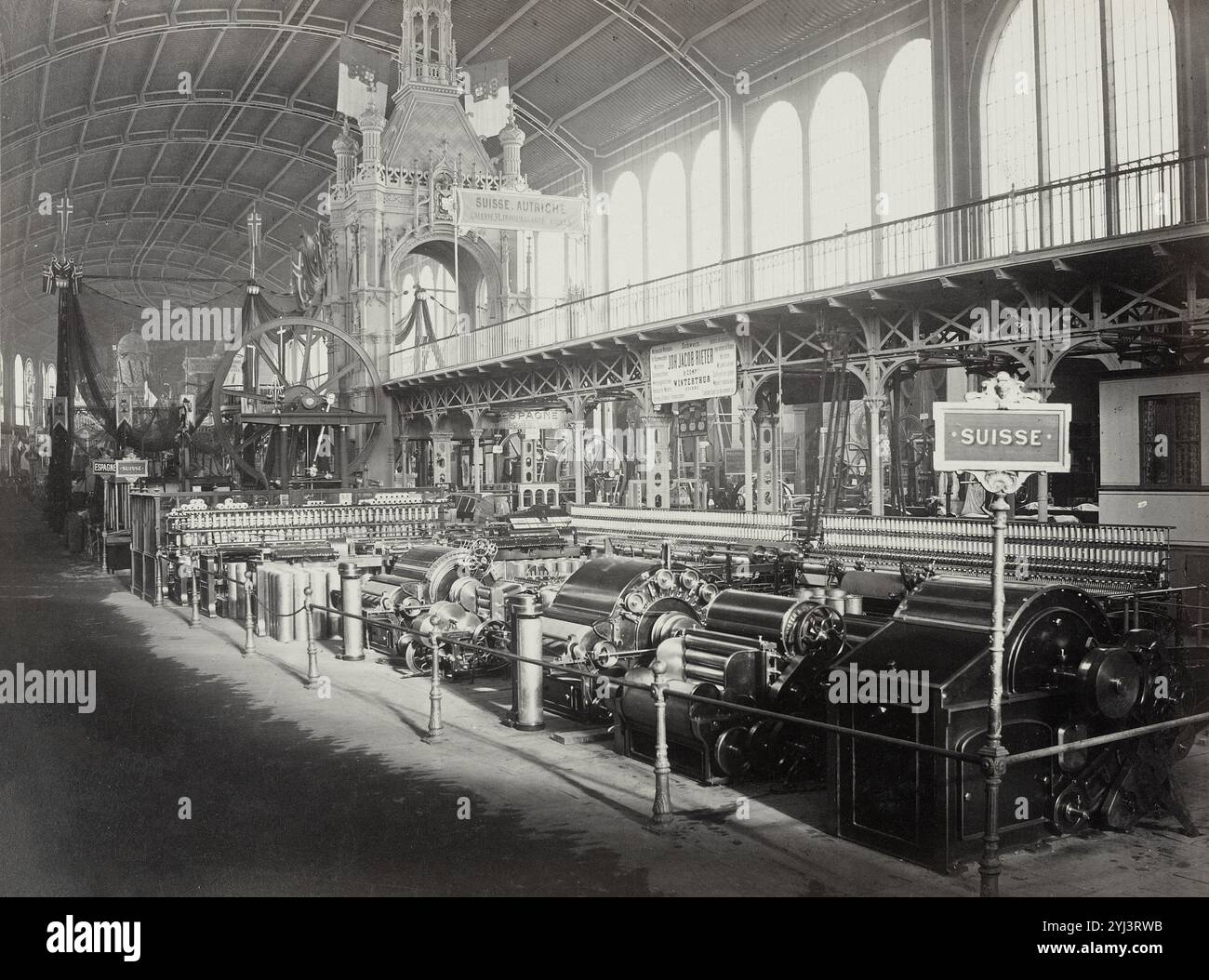 Photo vintage de Paris. Exposition universelle de 1867, Swiss Palace : Galerie de machines : Rieter Spinning mill. France. 1867 Banque D'Images