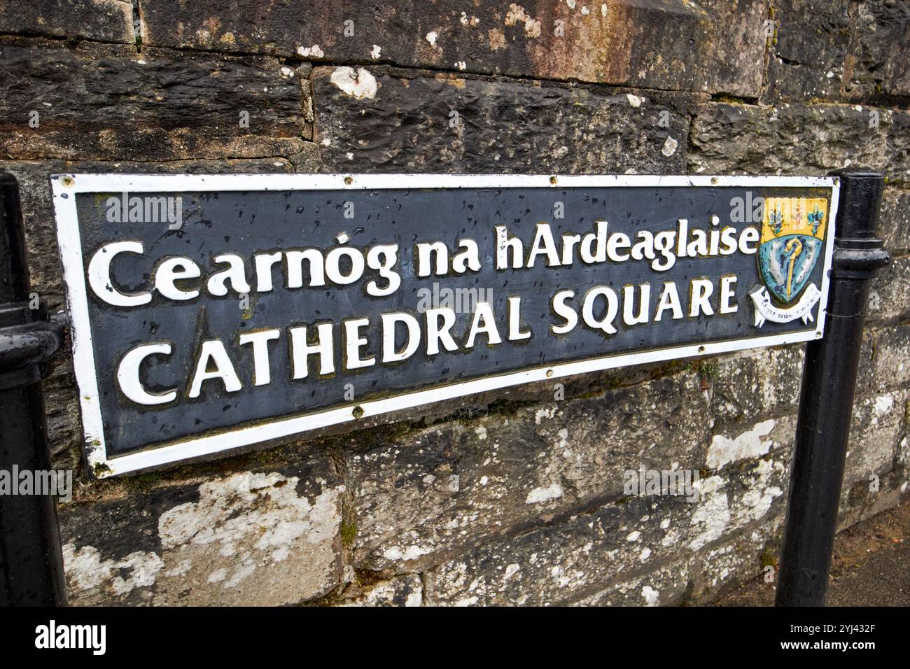 panneau de rue pour cathédrale square quartier de la cathédrale letterkenny, comté de donegal, république d'irlande Banque D'Images