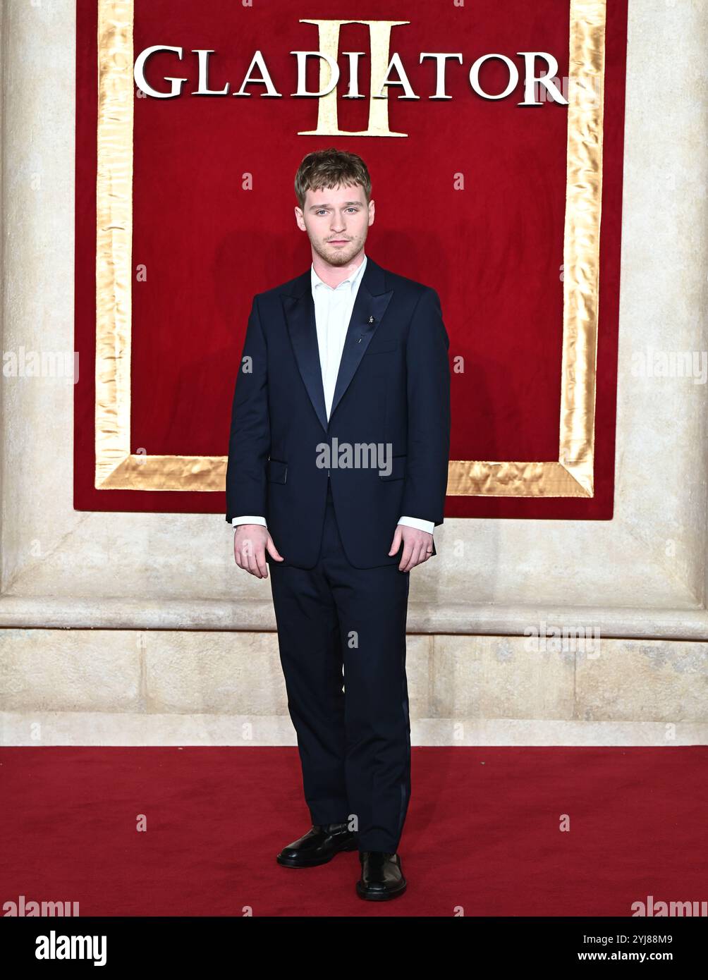 LONDRES, ROYAUME-UNI. 11 novembre 2024. Fred Hechinger assiste à 'Gladiator II' The Royal film performance et première mondiale à ODEON luxe, Leicester Square à Londres, Royaume-Uni. (Photo de 李世惠/Voir Li/Picture Capital) crédit : Voir Li/Picture Capital/Alamy Live News Banque D'Images