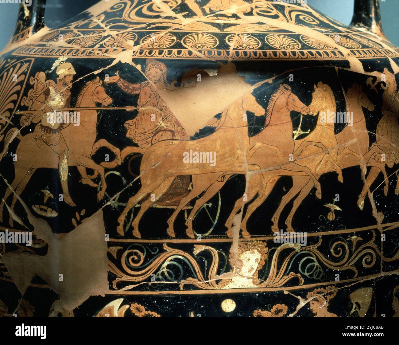 Alexandre le Grand (356-323 b.. C) avec une lance chargeant le roi persan Darius dans son char d'amphore. MUSÉE : MUSÉE ARCHÉOLOGIQUE, BERLIN, ITALIE. ALEJANDRO MAGNO (ALEJANDRO III). Banque D'Images