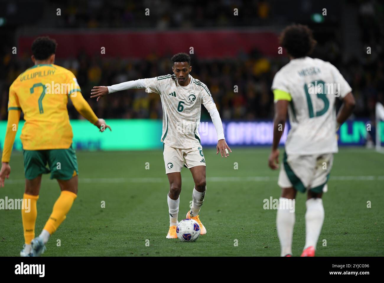 MELBOURNE, AUSTRALIE. 14 novembre 2024. Sur la photo : Nasser Al-Dawsari d'Arabie Saoudite lors de la 3ème manche du groupe C Australie vs Arabie Saoudite AFC World Cup Qualifiers au stade rectangulaire de Melbourne à AAMI Park le 14 novembre 2024. Crédit : Karl Phillipson/Alamy Live News Banque D'Images