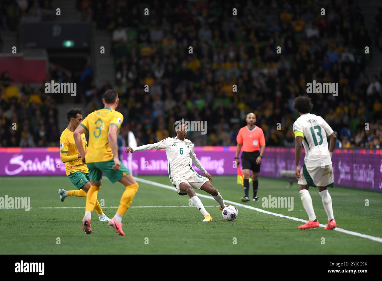 MELBOURNE, AUSTRALIE. 14 novembre 2024. Sur la photo : Nasser Al-Dawsari d'Arabie Saoudite lors de la 3ème manche du groupe C Australie vs Arabie Saoudite AFC World Cup Qualifiers au stade rectangulaire de Melbourne à AAMI Park le 14 novembre 2024. Crédit : Karl Phillipson/Alamy Live News Banque D'Images