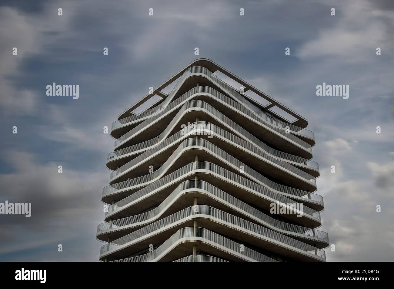 Immeuble moderne d'appartements conteporary avec balcon, worthing UK Banque D'Images