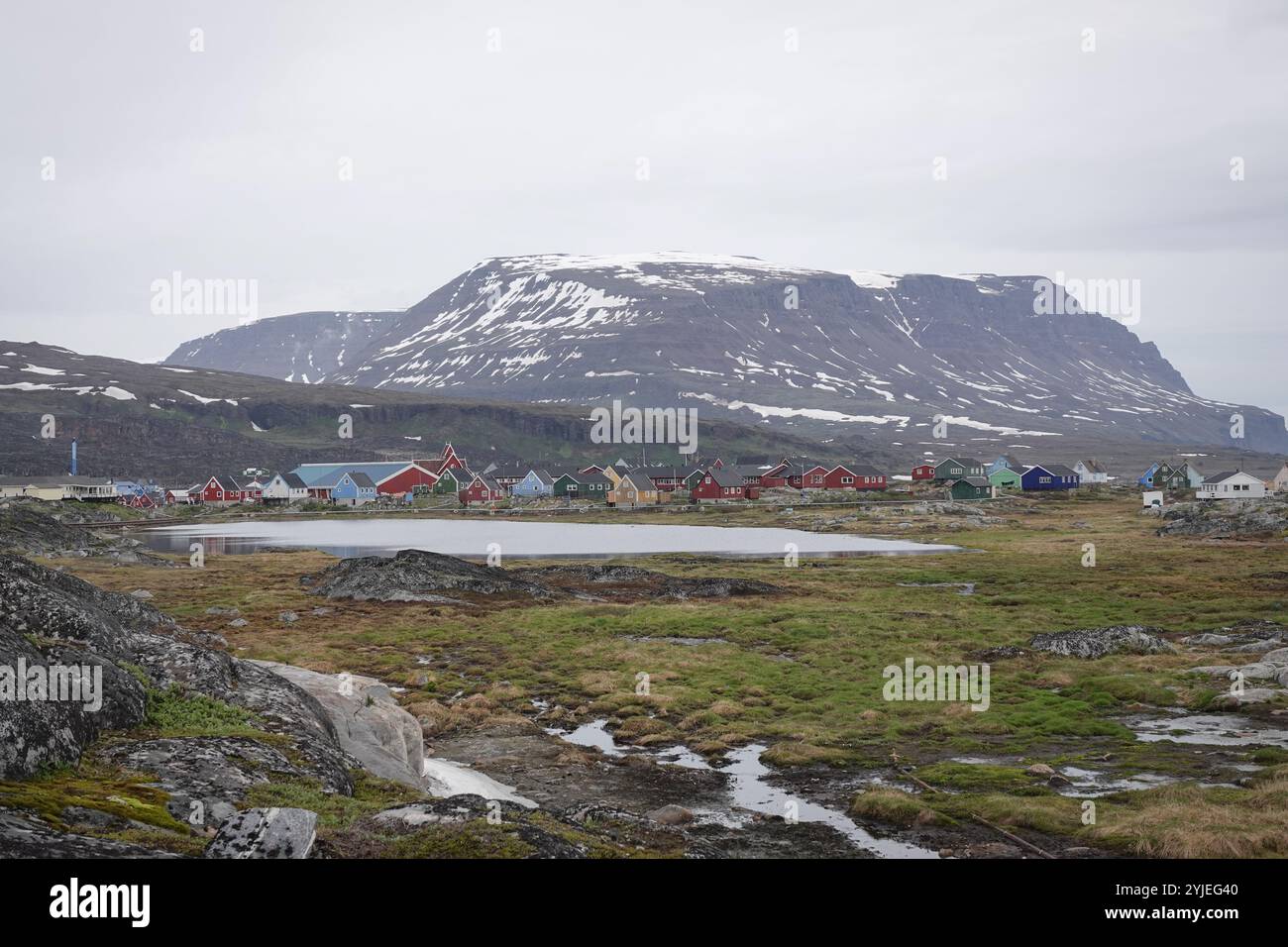 Qeqertarsuaq - village arctique dans l'ouest du Groenland Banque D'Images