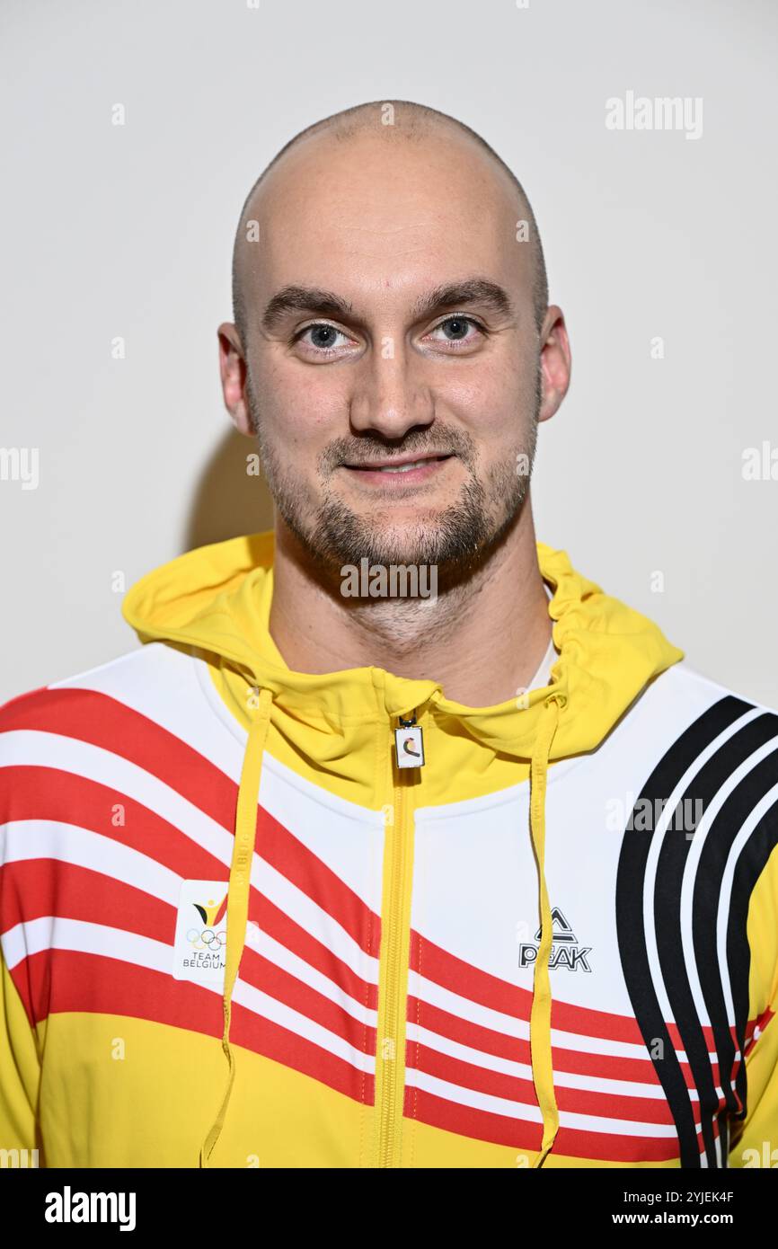 Belek, Turquie. 14 novembre 2024. Bram Peters, entraîneur d'athlétisme de Team Belgium, pose pour le photographe lors de l'étape annuelle de Team Belgium (13-20/11), à Belek, Turquie, jeudi 14 novembre 2024, BELGA PHOTO ERIC LALMAND crédit : Belga News Agency/Alamy Live News Banque D'Images