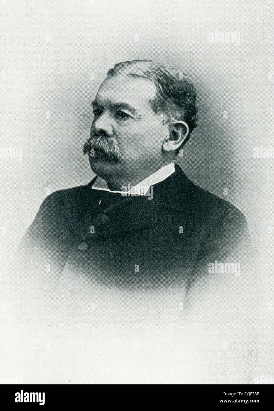 Richard Olney était un avocat américain, homme d'État et homme politique du Parti démocrate qui a servi en tant que membre du deuxième cabinet du président Grover Cleveland en tant que 40e procureur général des États-Unis de 1893 à 1895 et 34e secrétaire d'État de 1895 à 1897. Dans une extension historique de la doctrine Monroe, Olney déclara que les États-Unis considéraient tout différend entre une colonie européenne de l'hémisphère occidental et tout État latino-américain souverain comme une question d'intérêt national américain. Les États-Unis ont insisté pour que la Grande-Bretagne soumette la question à l'arbitrage. Banque D'Images