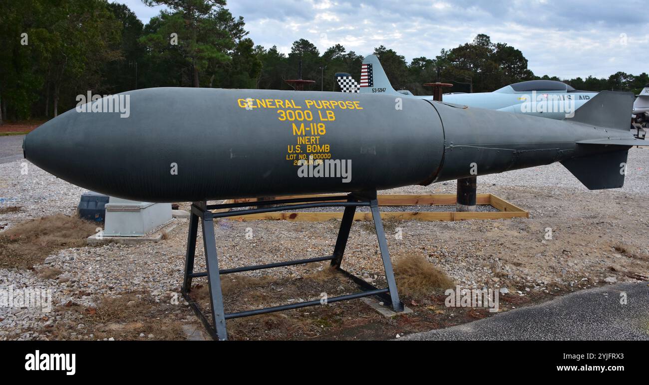 Une bombe de démolition M-118 3000 livres de l'US Air Force. Il remonte à l'époque de la guerre de Corée du début des années 1950 Banque D'Images