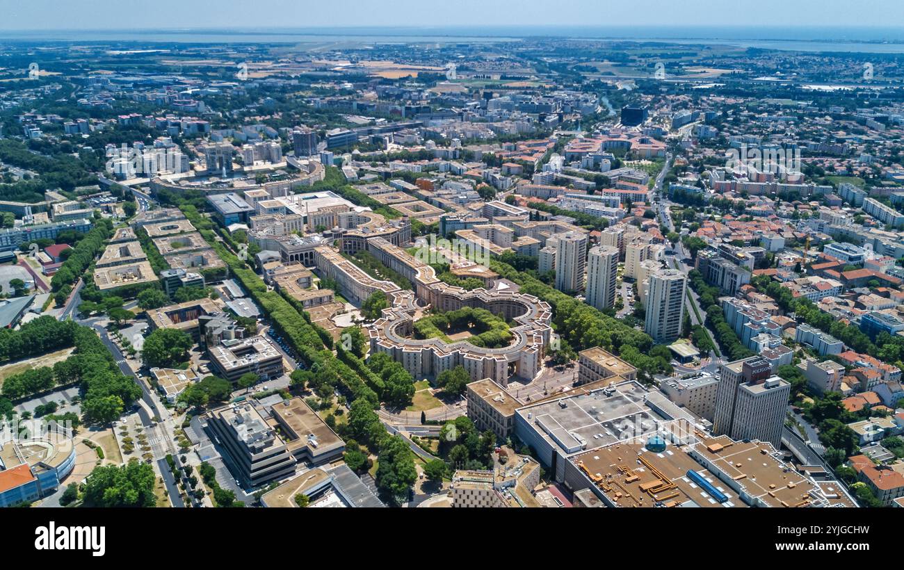 Vue aérienne de dessus des gratte-ciel de Montpellier, sud de la France Banque D'Images