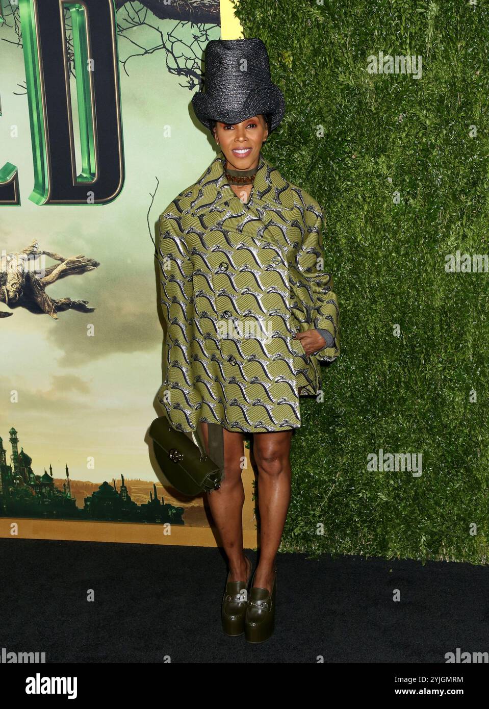 New York, États-Unis. 14 novembre 2024. June Ambrose assiste à la première de 'Wicked' New York au Museum of Modern Art le 14 novembre 2024 à New York City, NY © Steven Bergman/AFF-USA. Crédit COM : AFF/Alamy Live News Banque D'Images